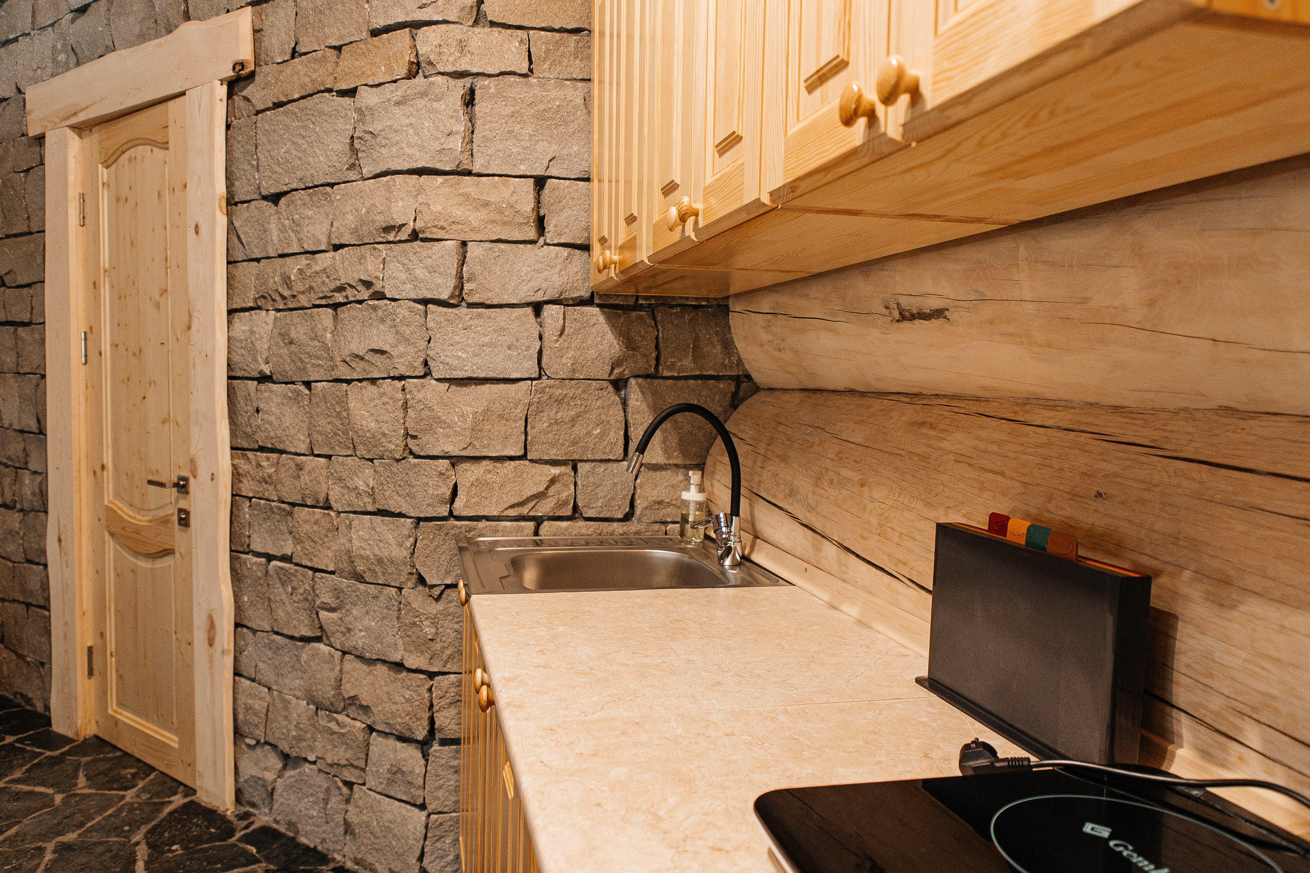 Камнево. Фотограф Денис Лесковский (Тюмень)