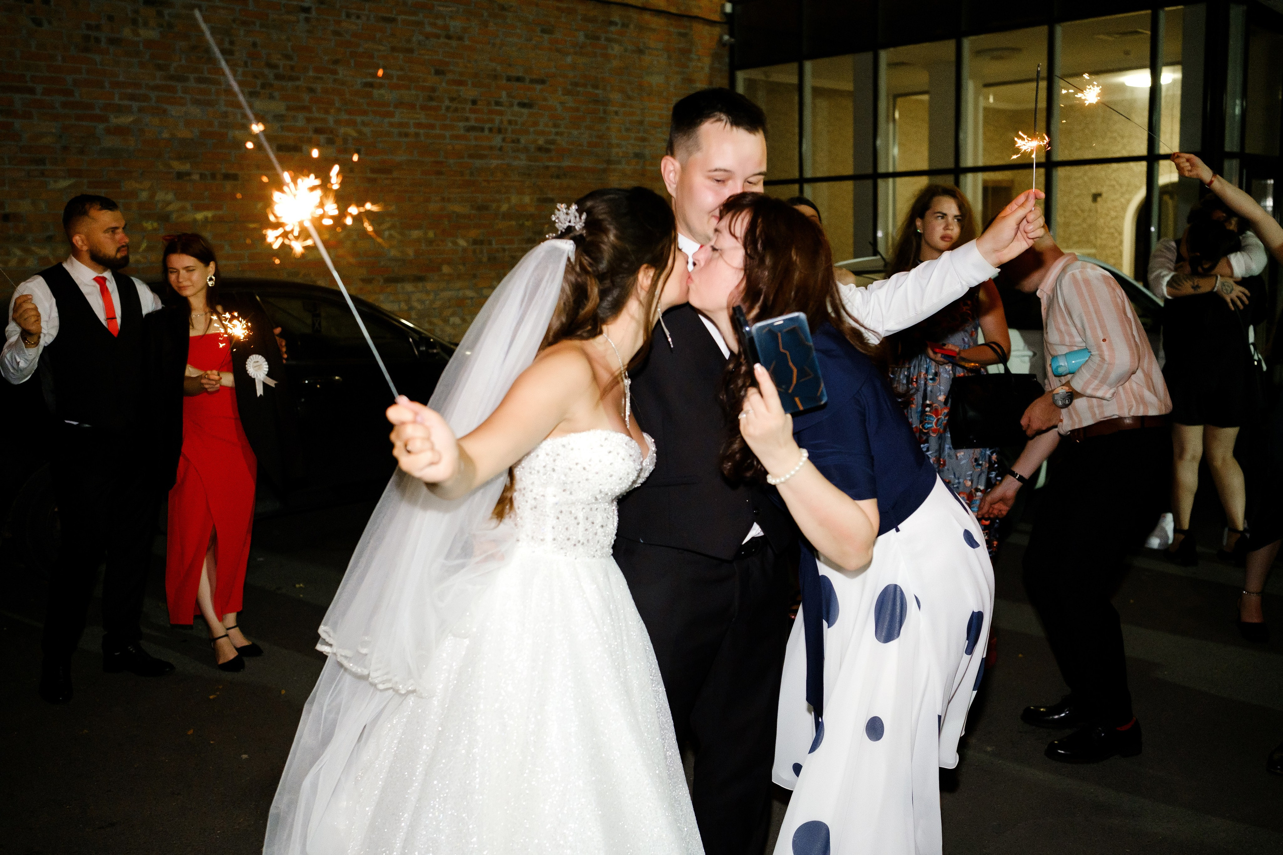 Михаил и Юлия. Свадебный фотограф | репортаж | праздники | крещение