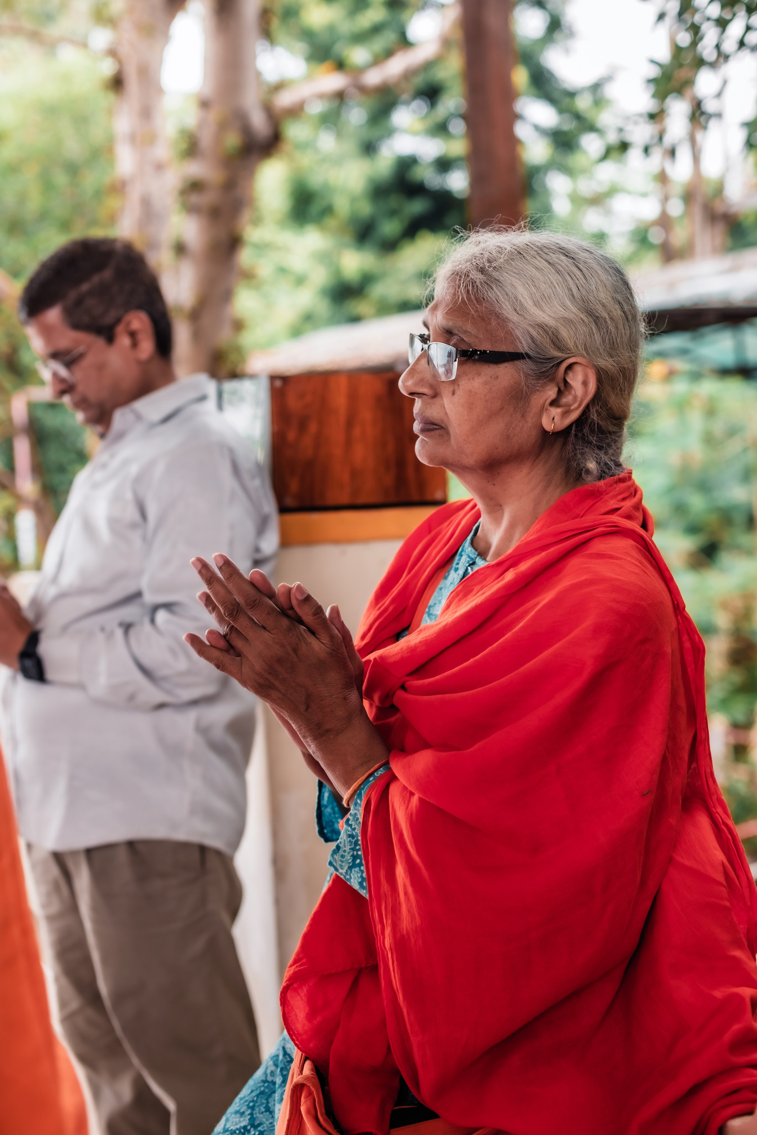 Abhisheka Devraha Baba on Sri Devdas ji maharaj bd. Mariam Bagdasaryan