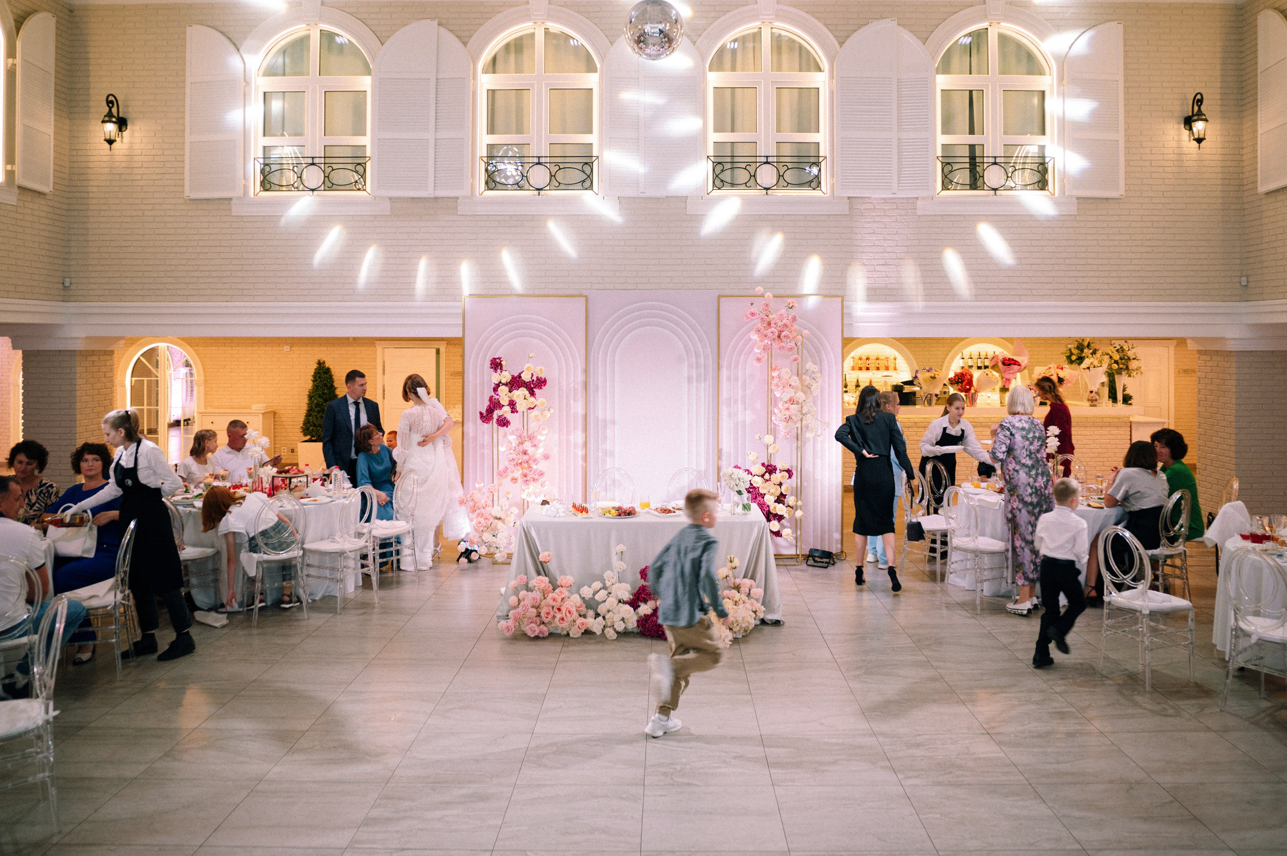 ФАМ И ПОЛИНА. Свадебный и семейный фотограф Никита Корохов