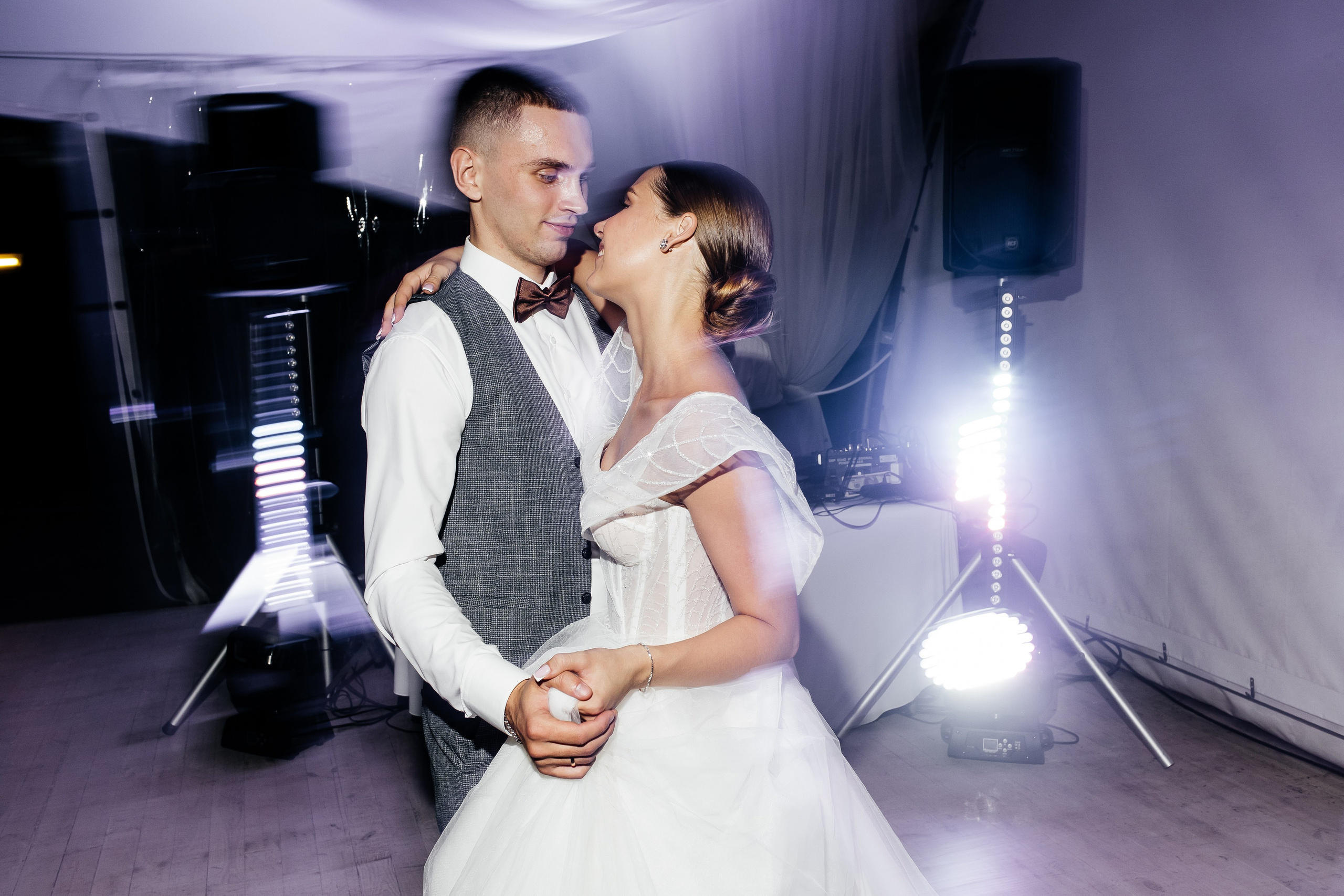 Летняя свадебная фотосессия