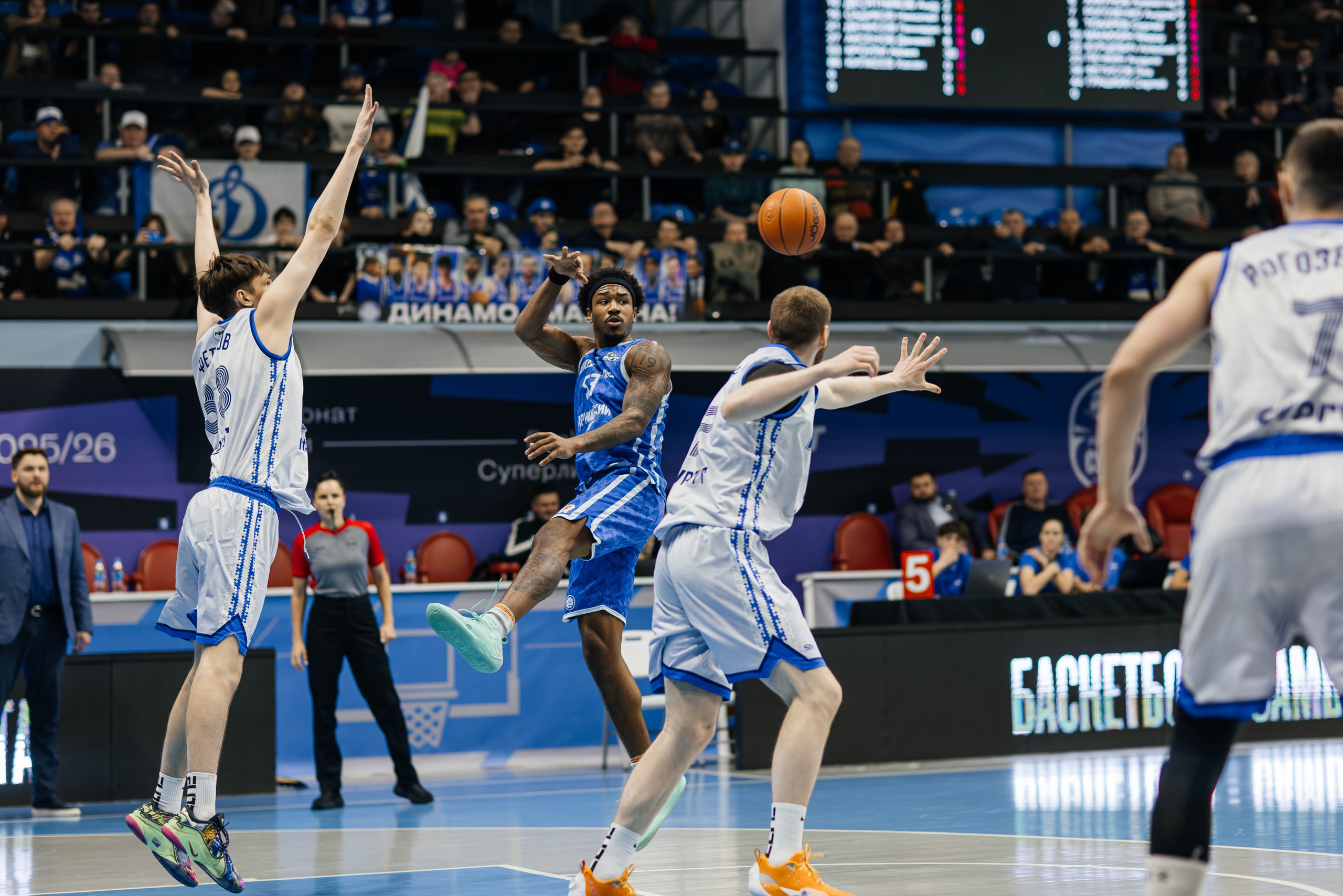 Баскетбол — Динамо. Репортажный и свадебный фотограф во Владивостоке Максим Цой