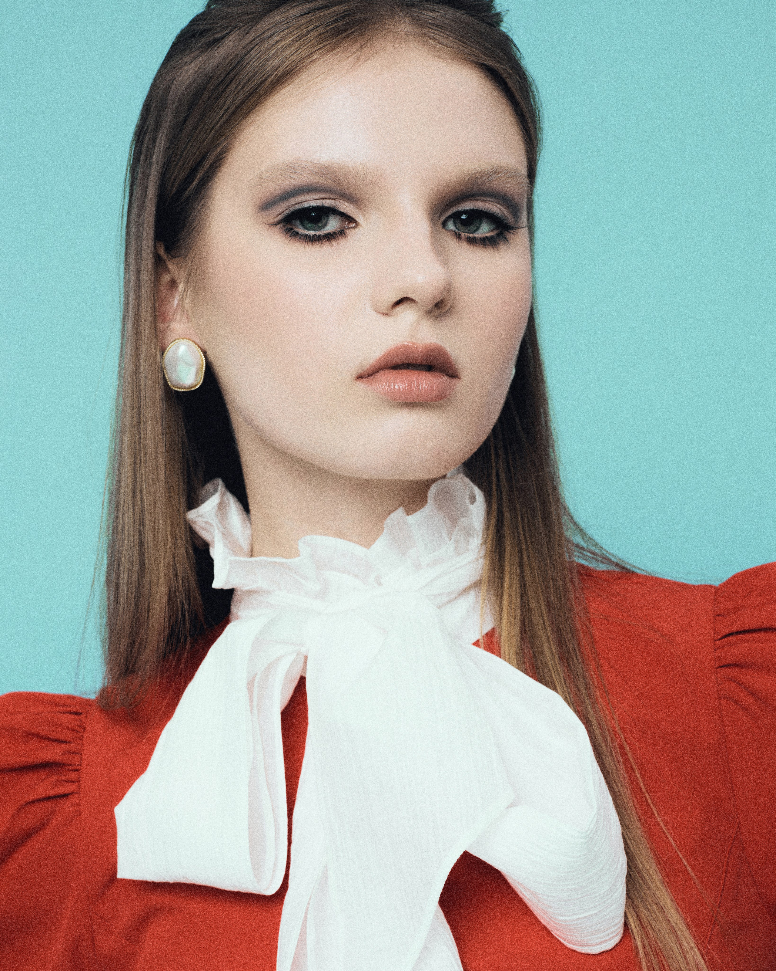 Kati, red blouse. Юрина Полина, фотограф из Екатеринбурга