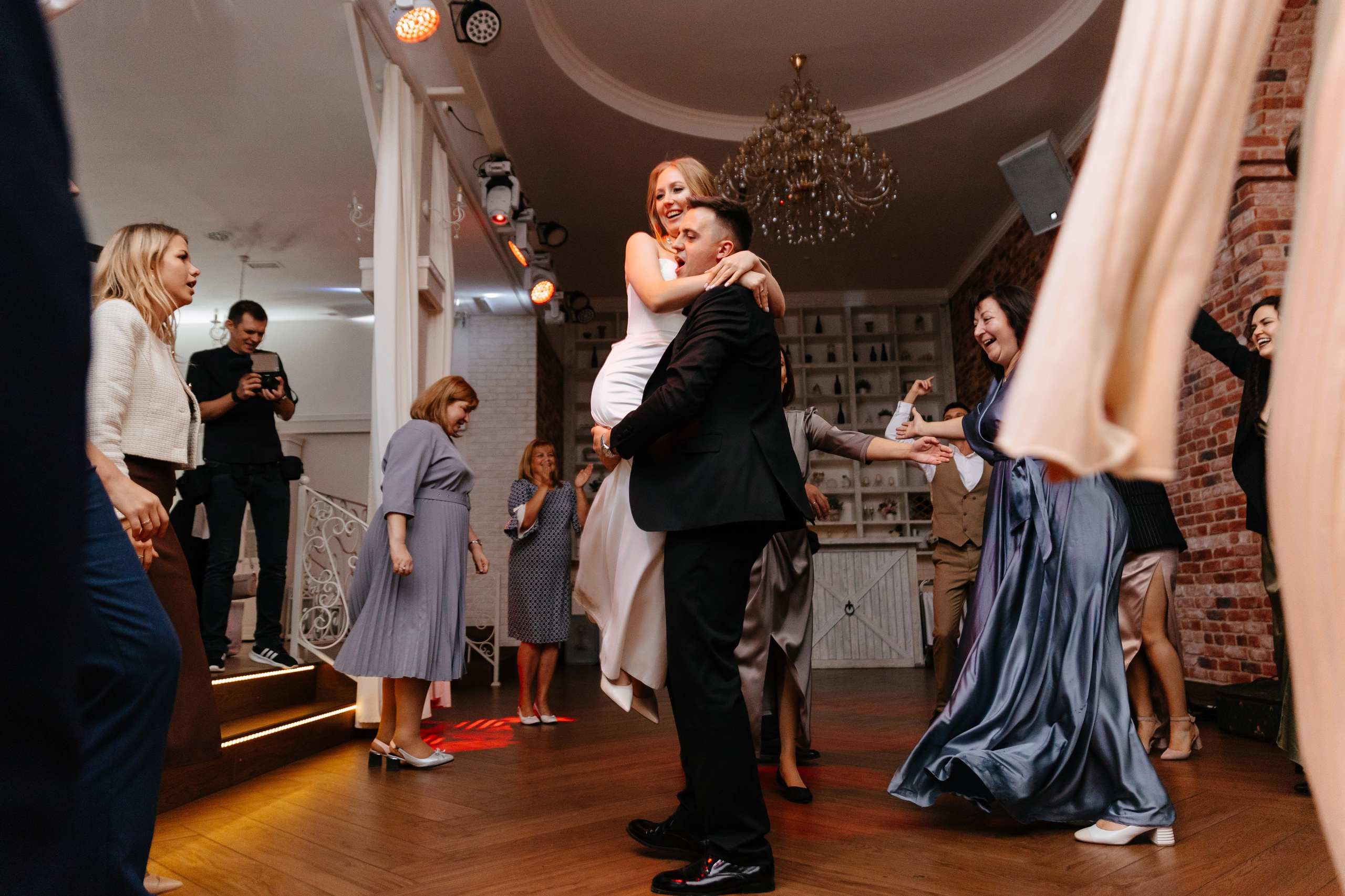 Свадебная фотосессия в Пушкине. Семейный и свадебный фотограф в Санкт-Петербурге и Москве