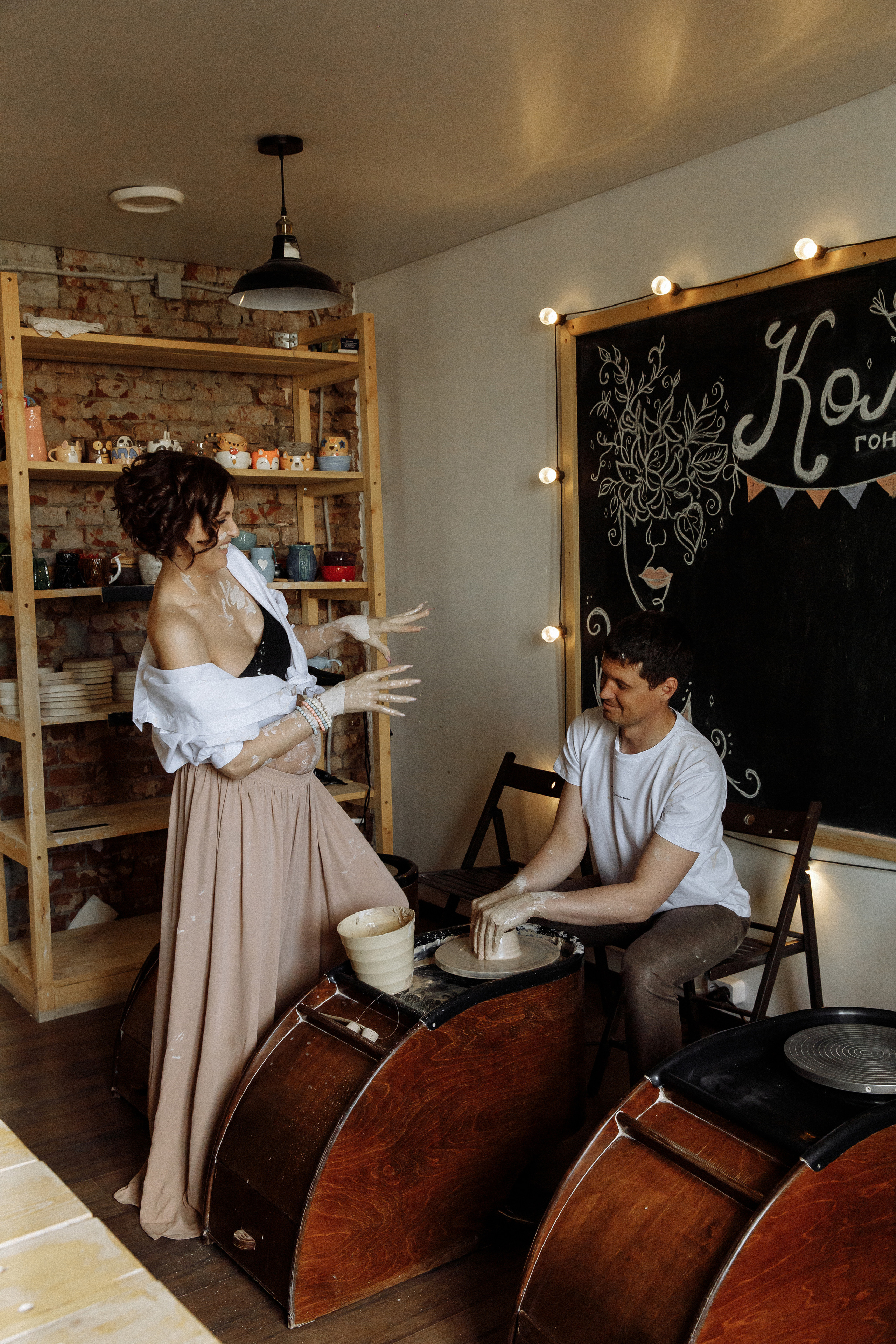 Фотосессия беременности в гончарной школе. Фотограф Норильск, Москва