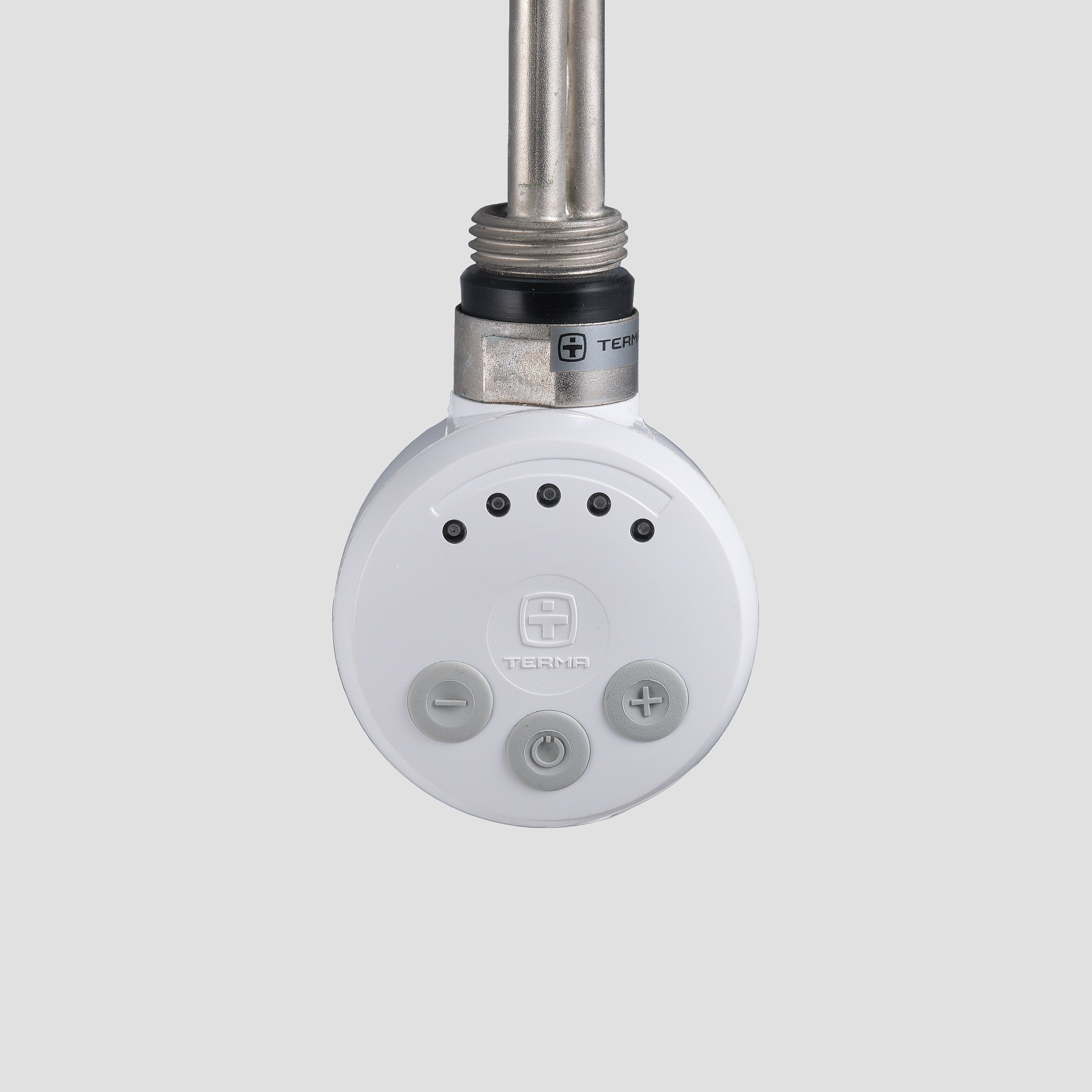 Предметные фотографии регуляторов и нагревателей для отопительных приборов