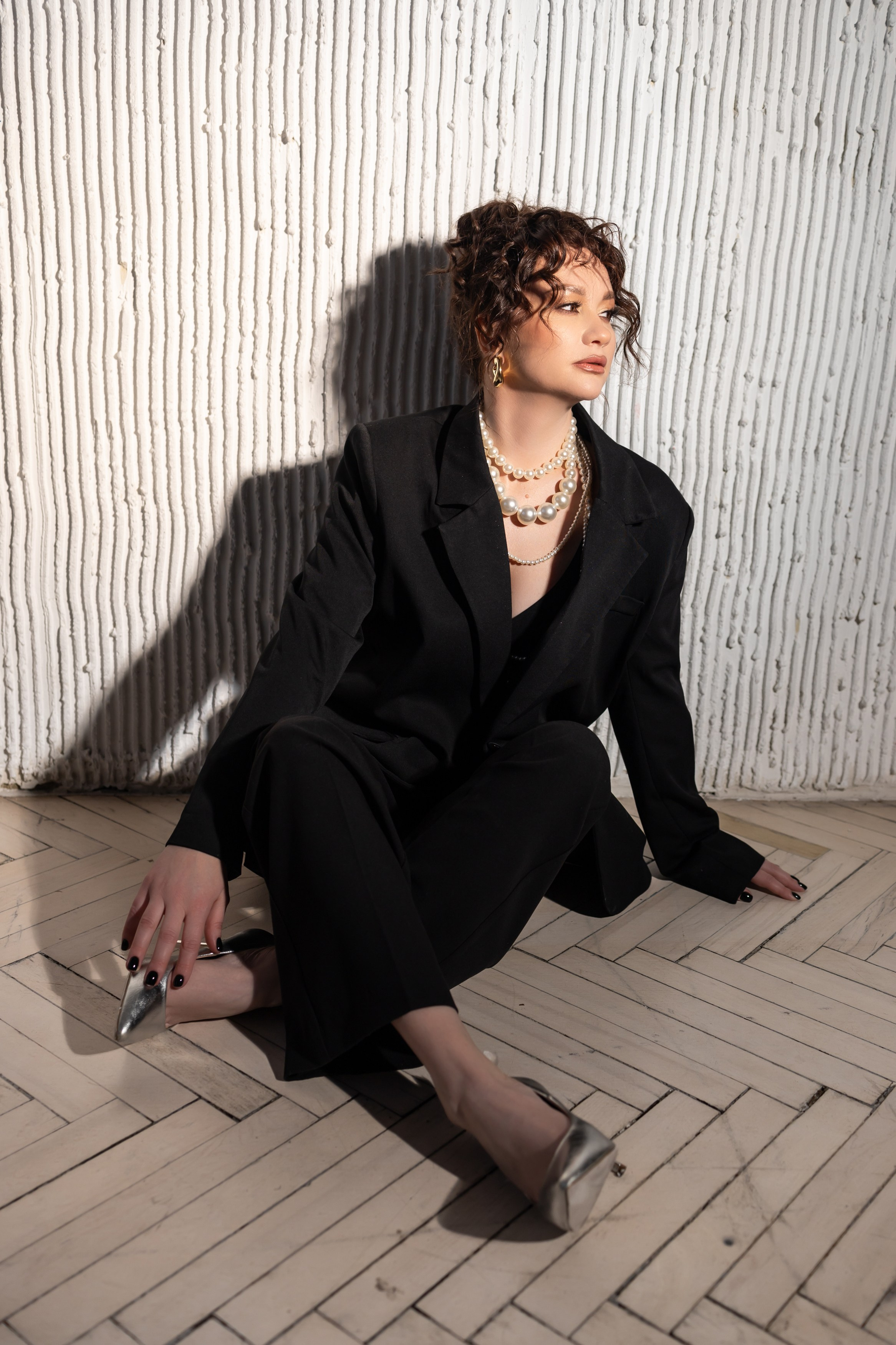 Ольга в фотостудии. Фотограф свадебный, репортажный, индивидуальный, фото для маркетплейсов, брендов, автосалонов