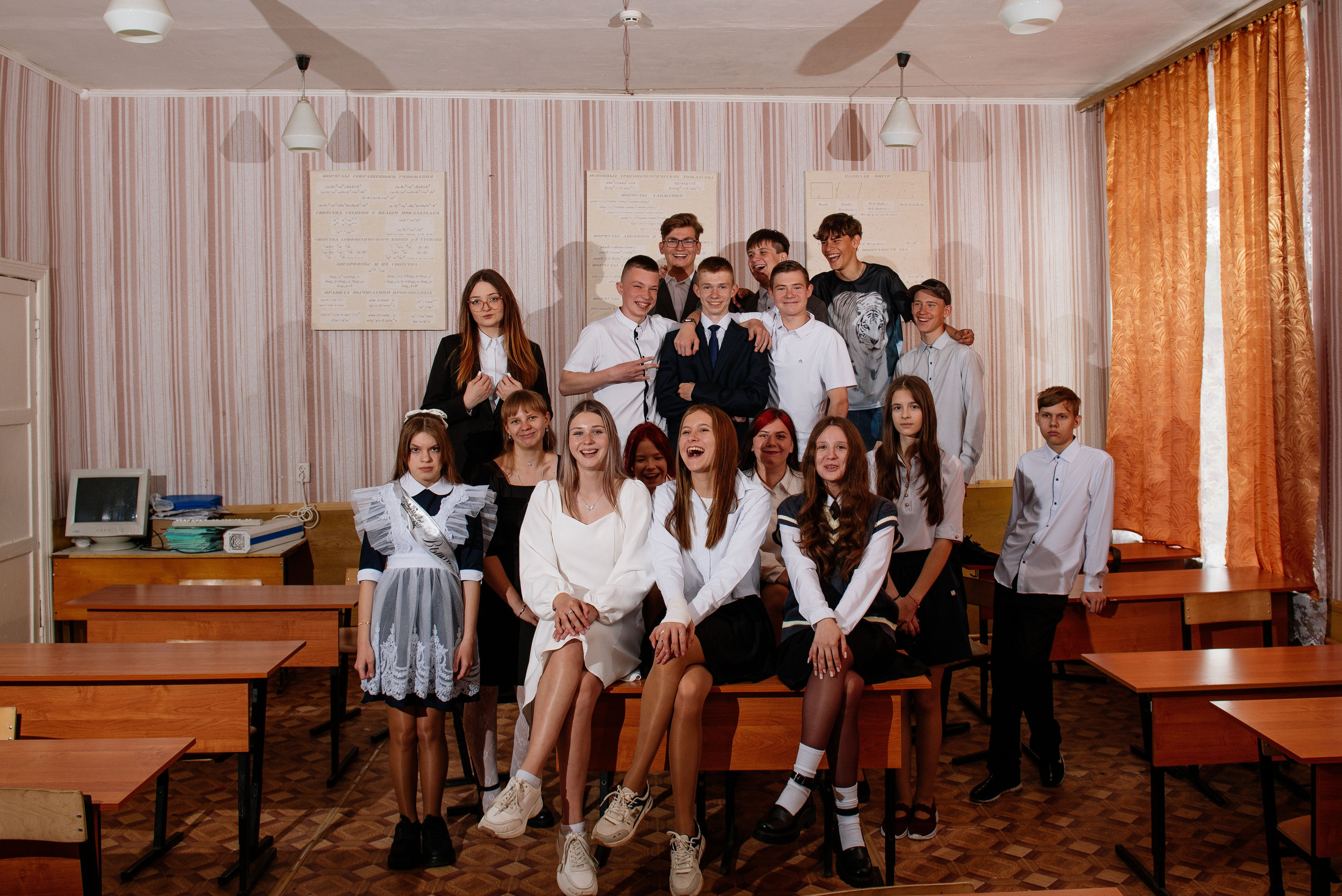 Выпускные школьные альбомы. Свадебный фотограф — фотограф на свадьбу в Воронеже — Свадебное фото