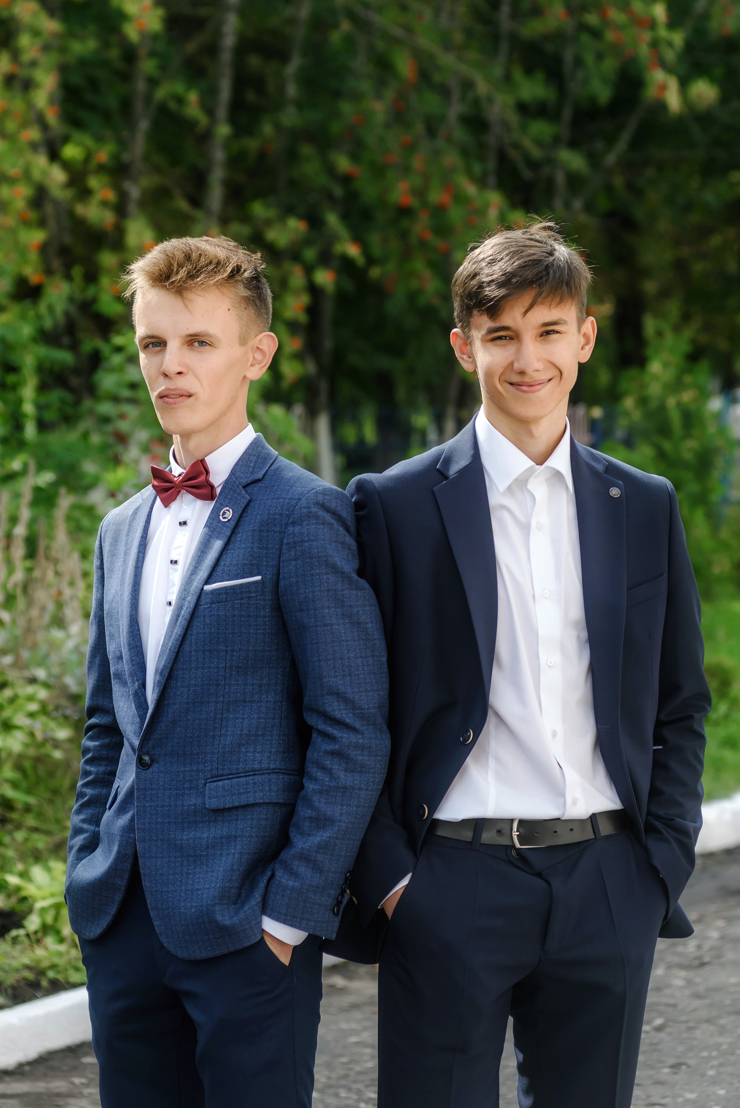 Линейка 11-е классы 2023. Фотограф Галина Лисанова, г. Брянск