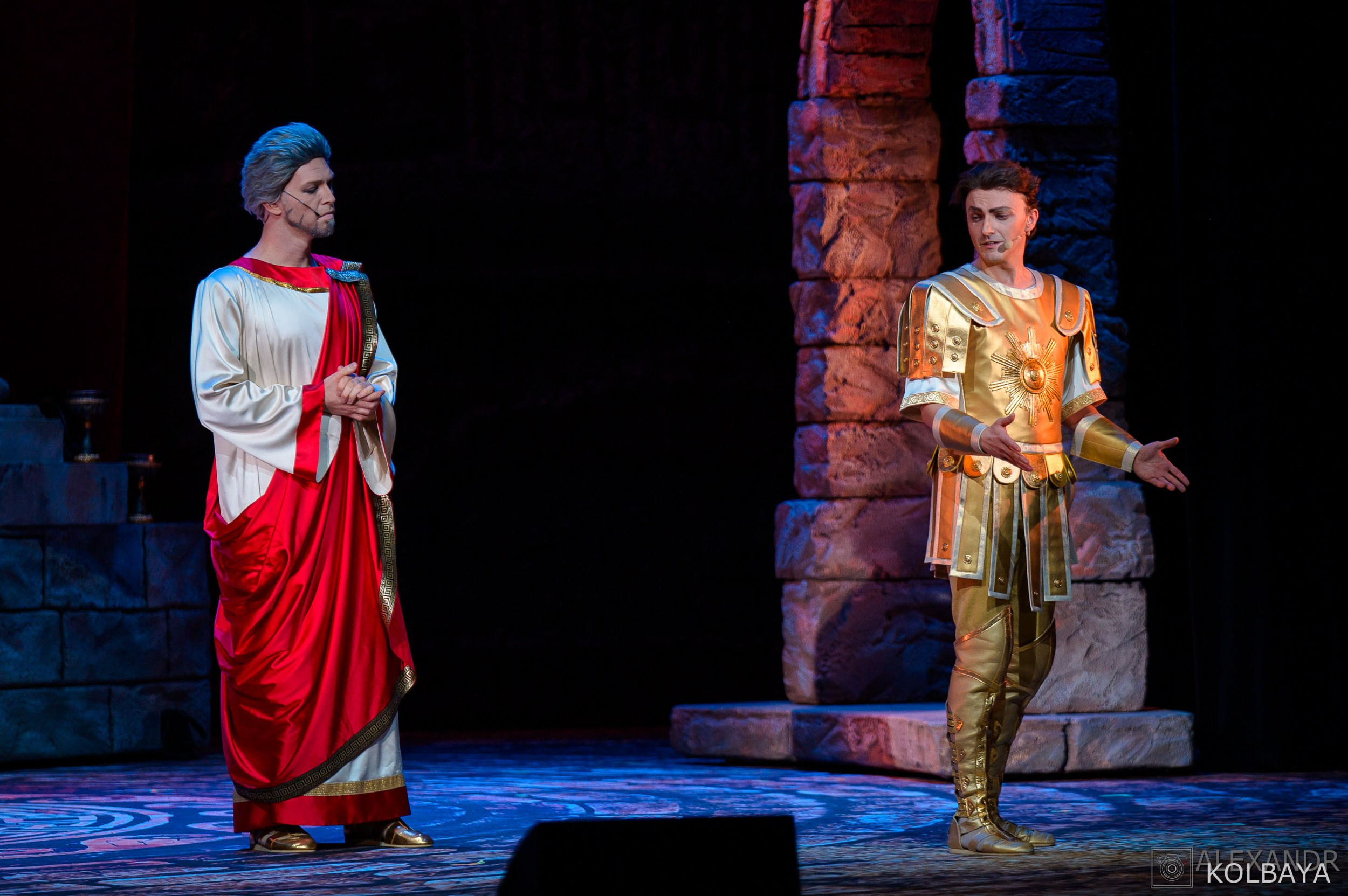 Фоторепортаж со спектакля Гладиатор в Театре Терезы Дуровой. Концертный и театральный репортажный фотограф в Москве Александр Колбая