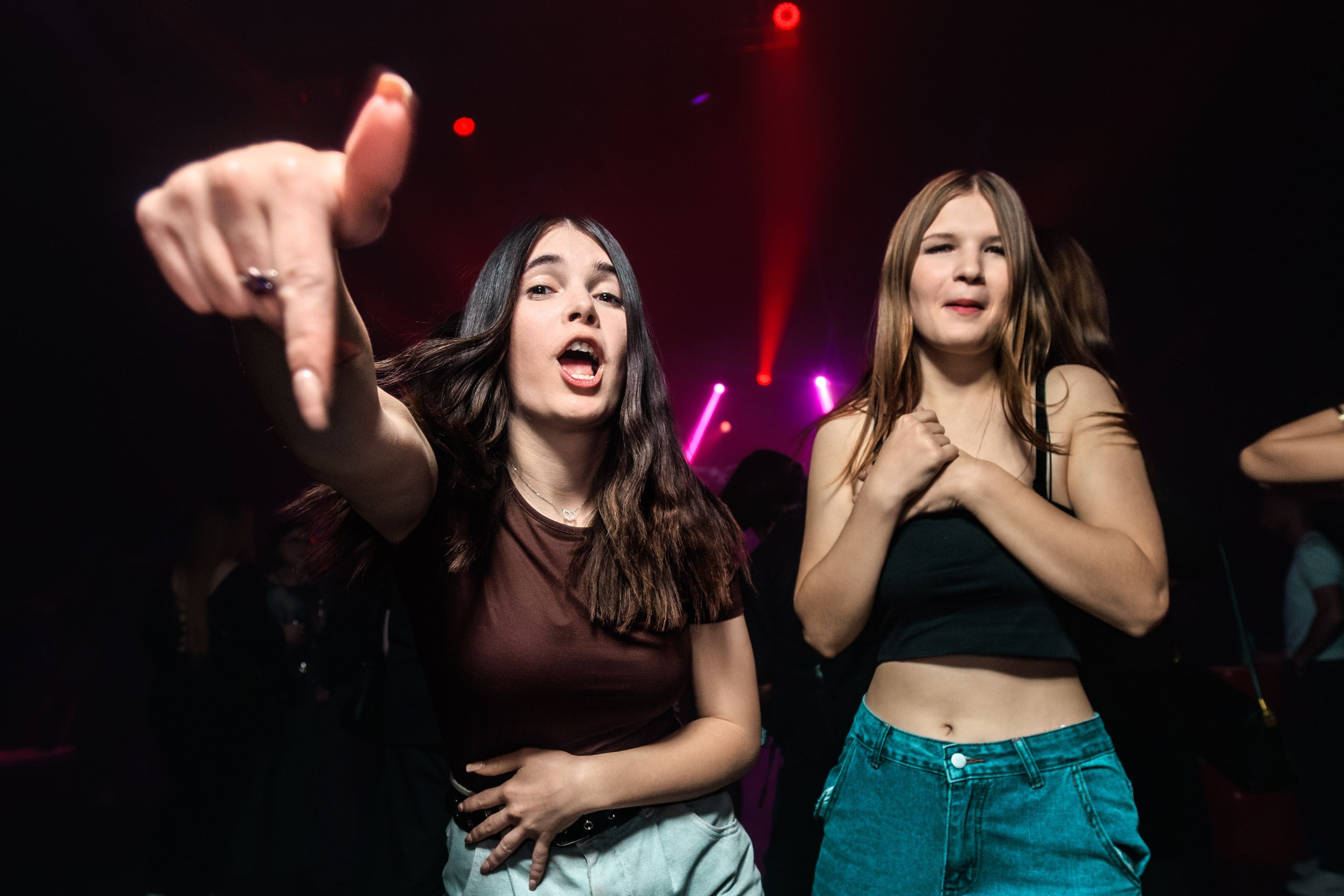 Hot girls club. Репортажный фотограф Екатеринбург | Яркий, качественный репортаж | Концерты, клубы, репортаж, праздники, корпоративы