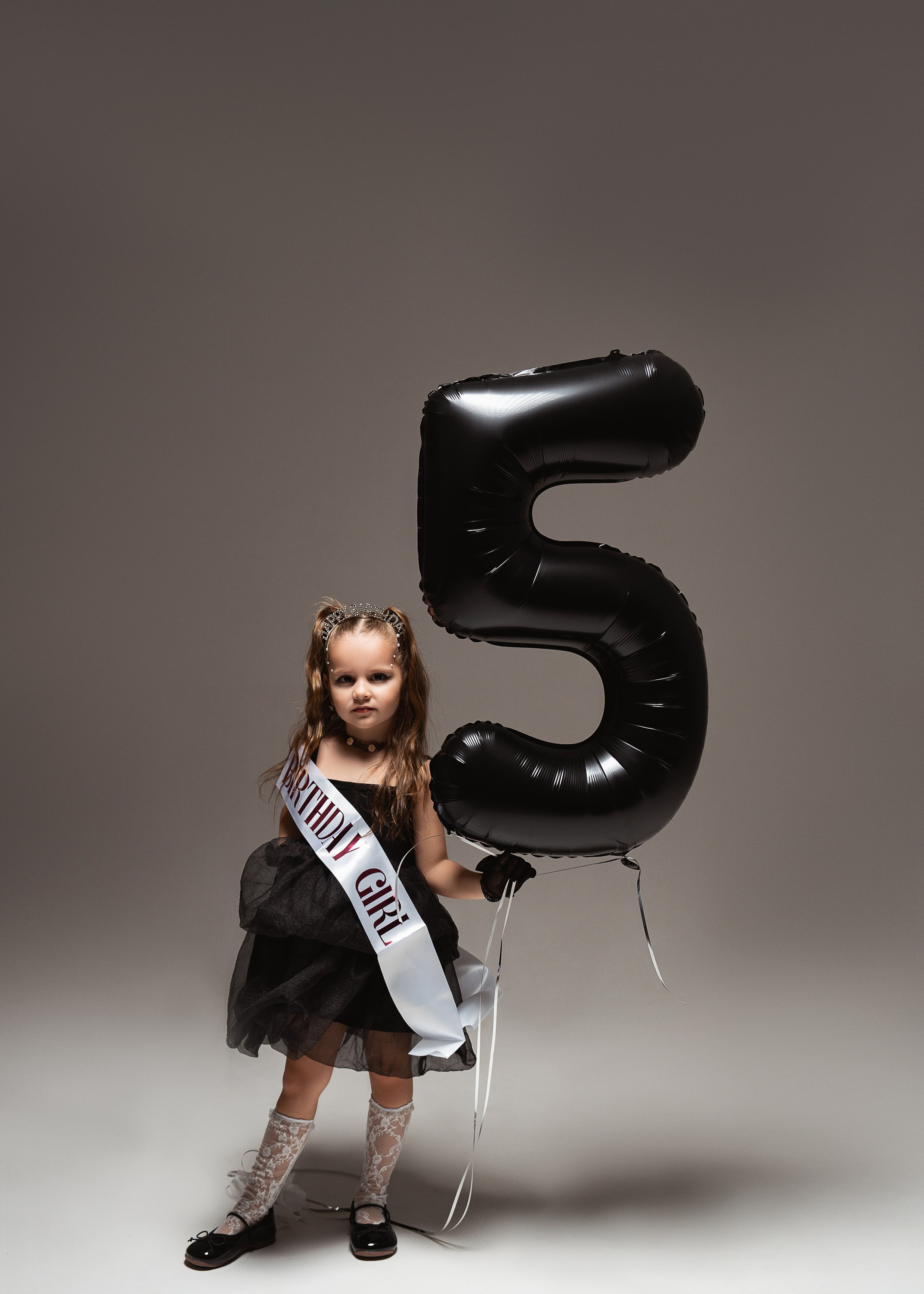 УЛЬЯНЕ 5 ЛЕТ. Женский портрет