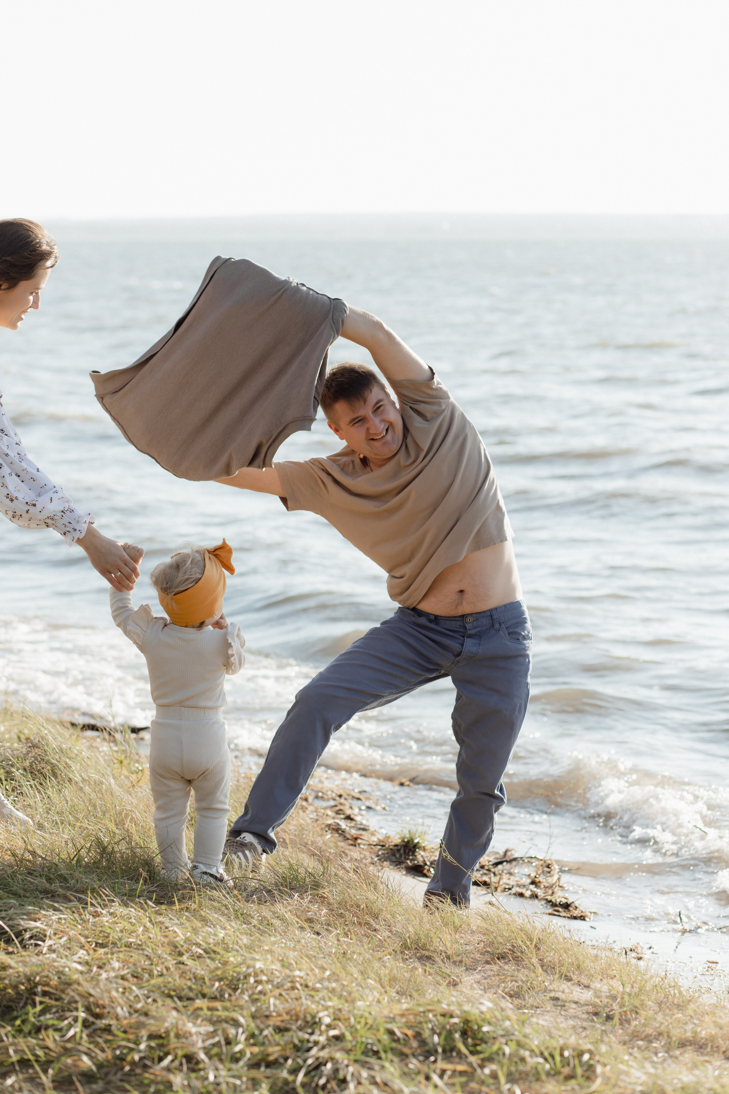На берегу. Семейный и свадебный фотограф в Челябинске Мария Леонтьева