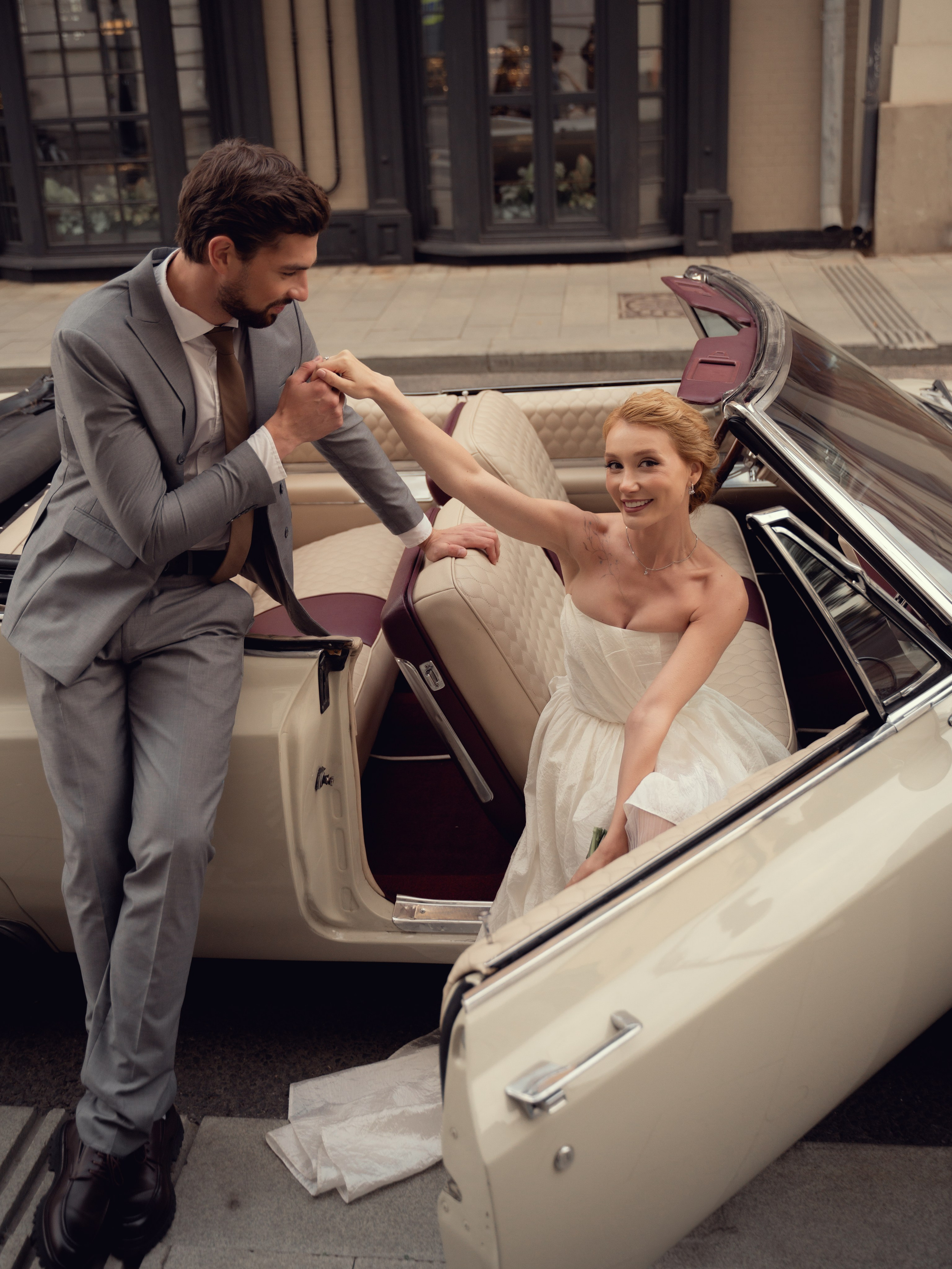 Свадьба с кабриолетом. Фотограф Ямбикова Ксения в Москве
