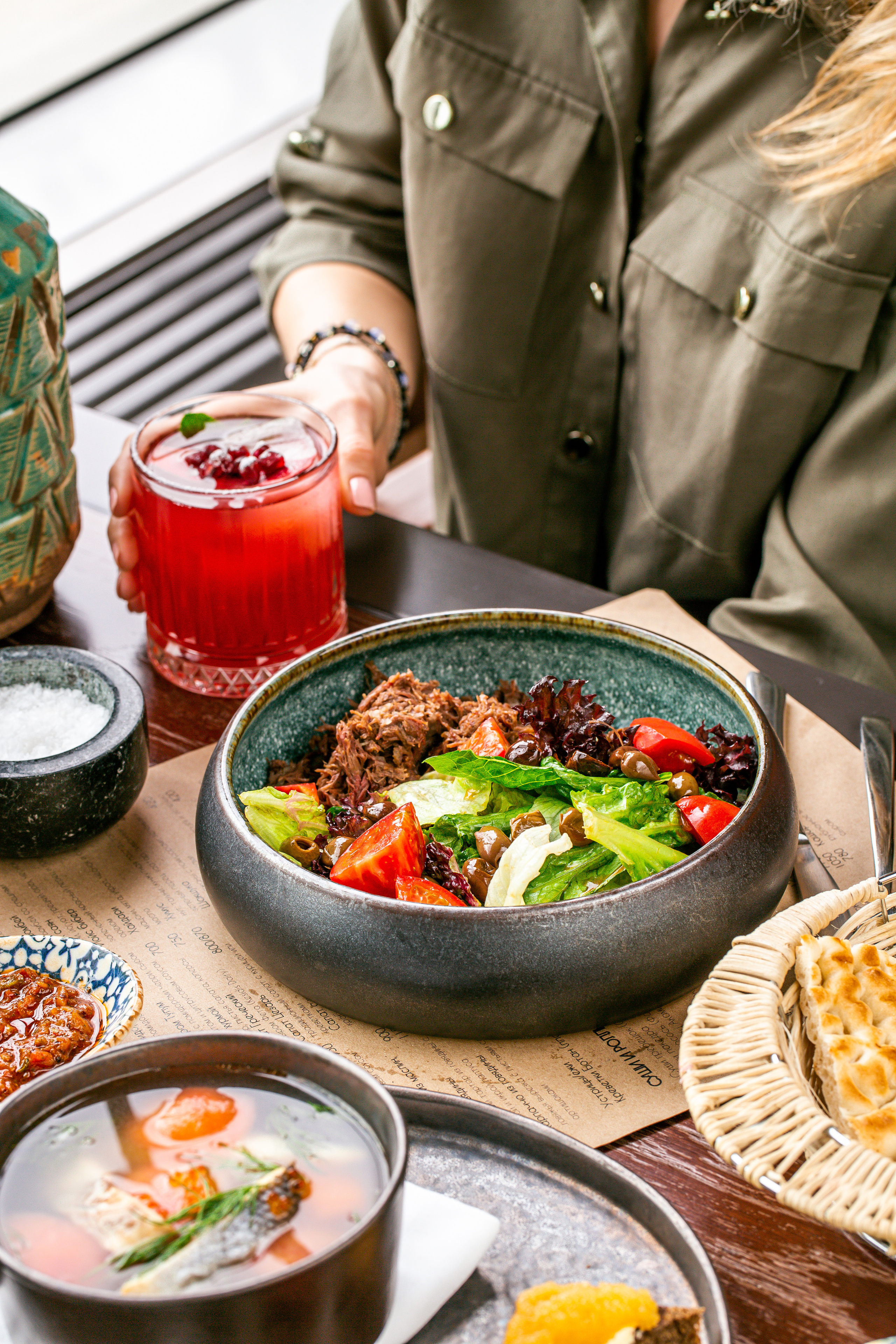 Levantine. Фудфотограф, фудстилист и сет дизайнер в Москве Алена Синицына