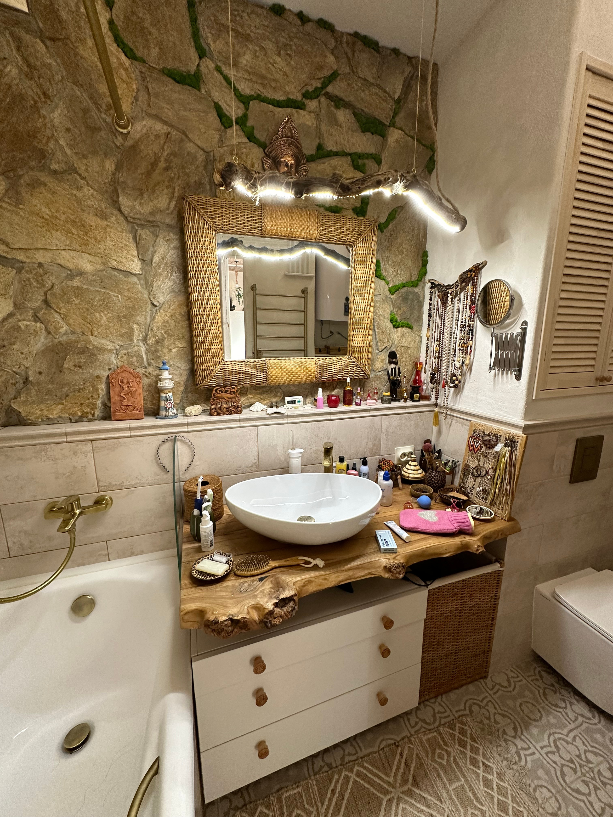 Квартира в Эко стиле. Дизайнер декоратор интерьеров и предметов интерьера