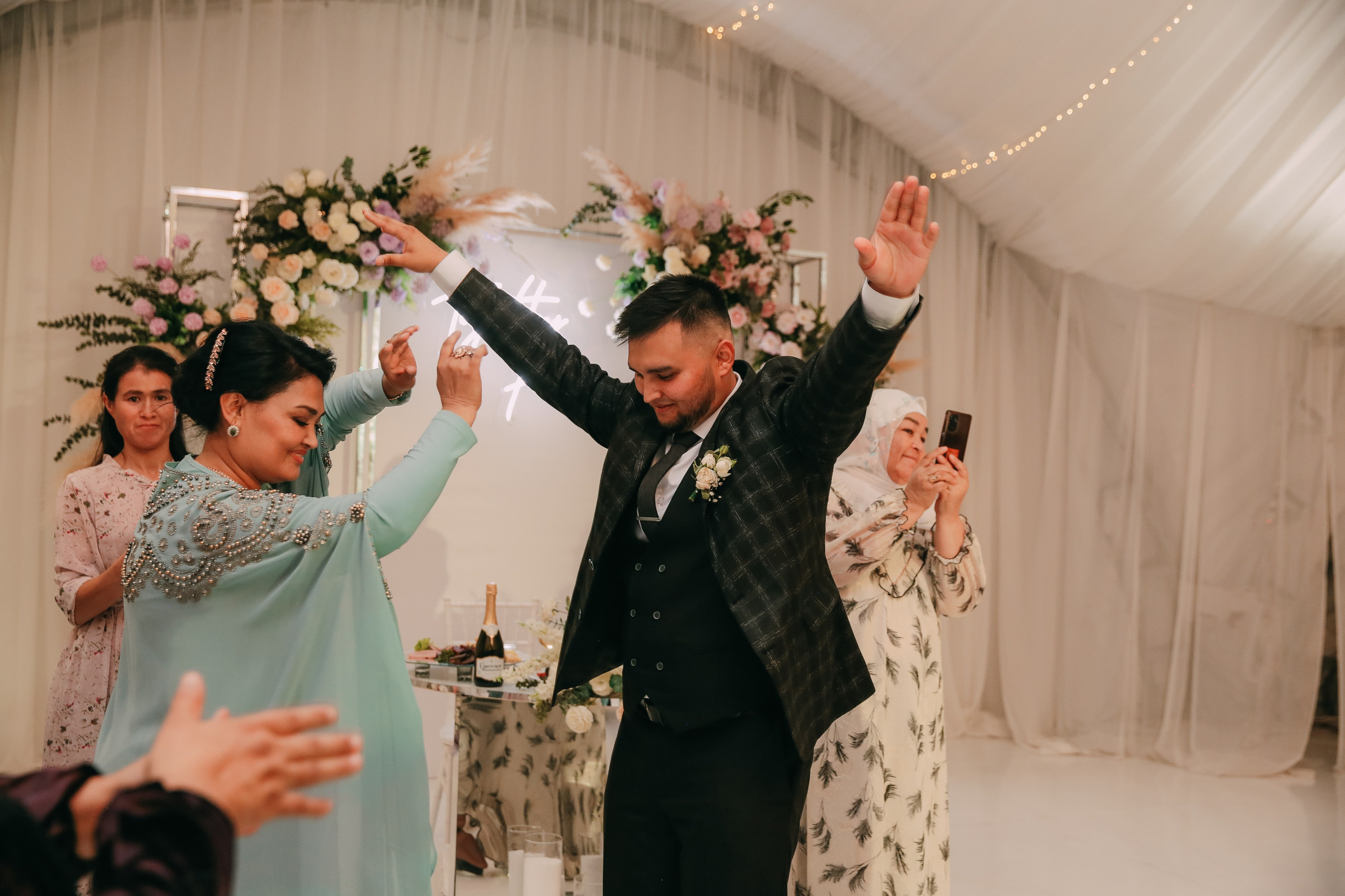 Ангелина и Наби (Организация: Свадебное агентство «Перцы»). Катерина Макиева