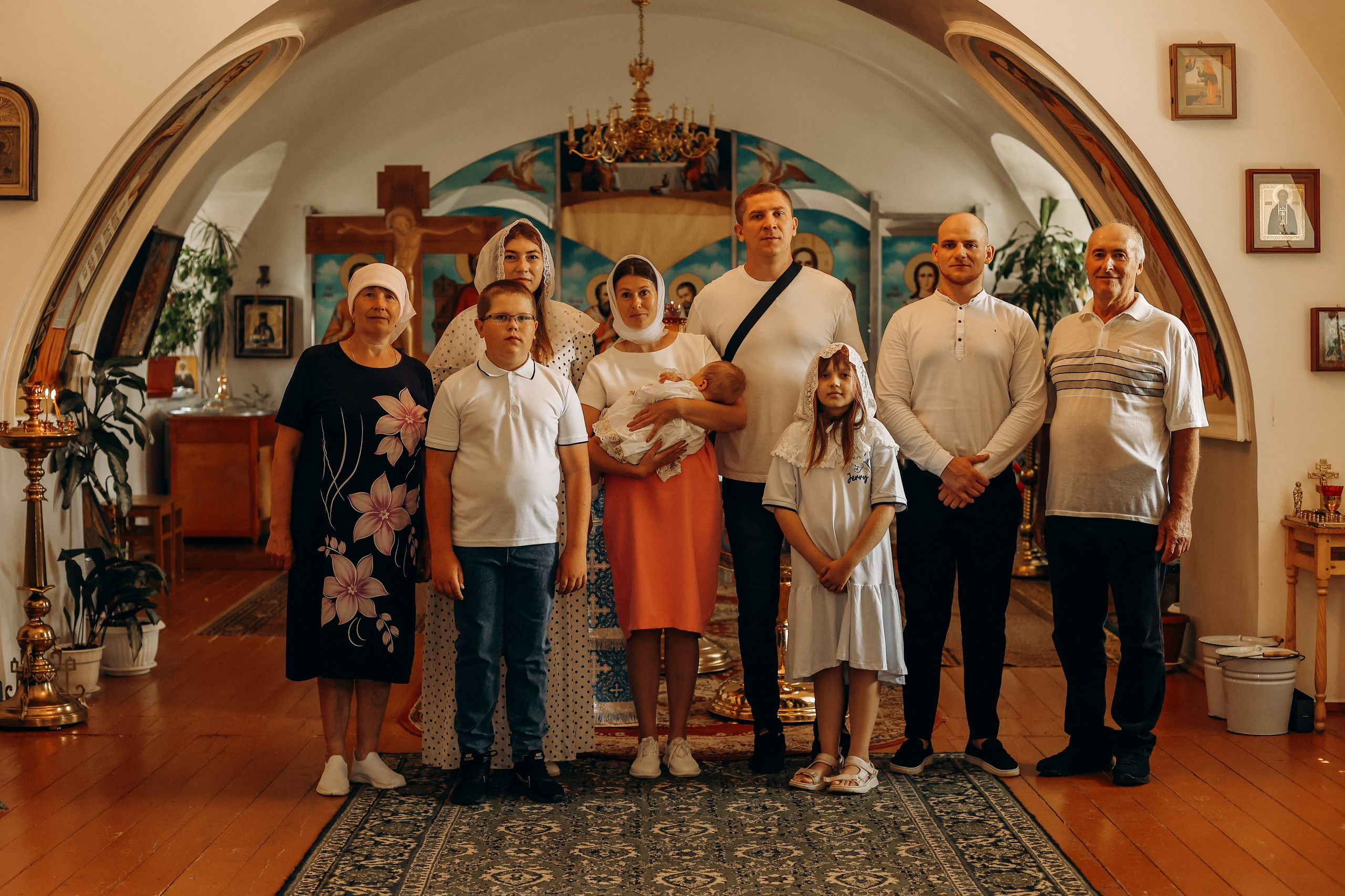 Крещение Полины. Крестознаменская церковь. Детский фотограф в Дубне и Кашине Елена Карпушина