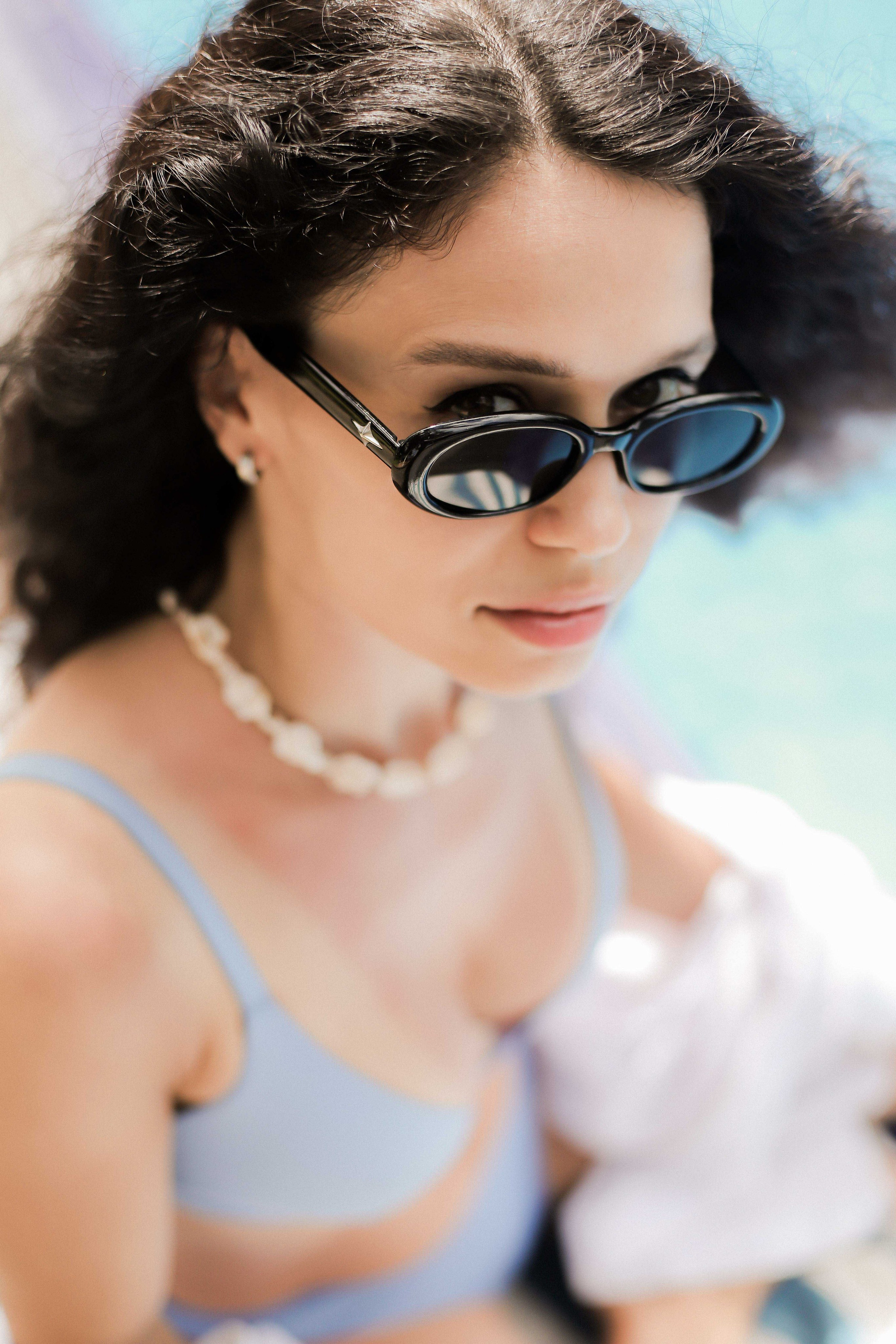 Девушка на пляже Ахунгала — Фотосессия с банановым листом и в натуральном бассейне | Шри-Ланка. Фотограф на Шри-Ланке