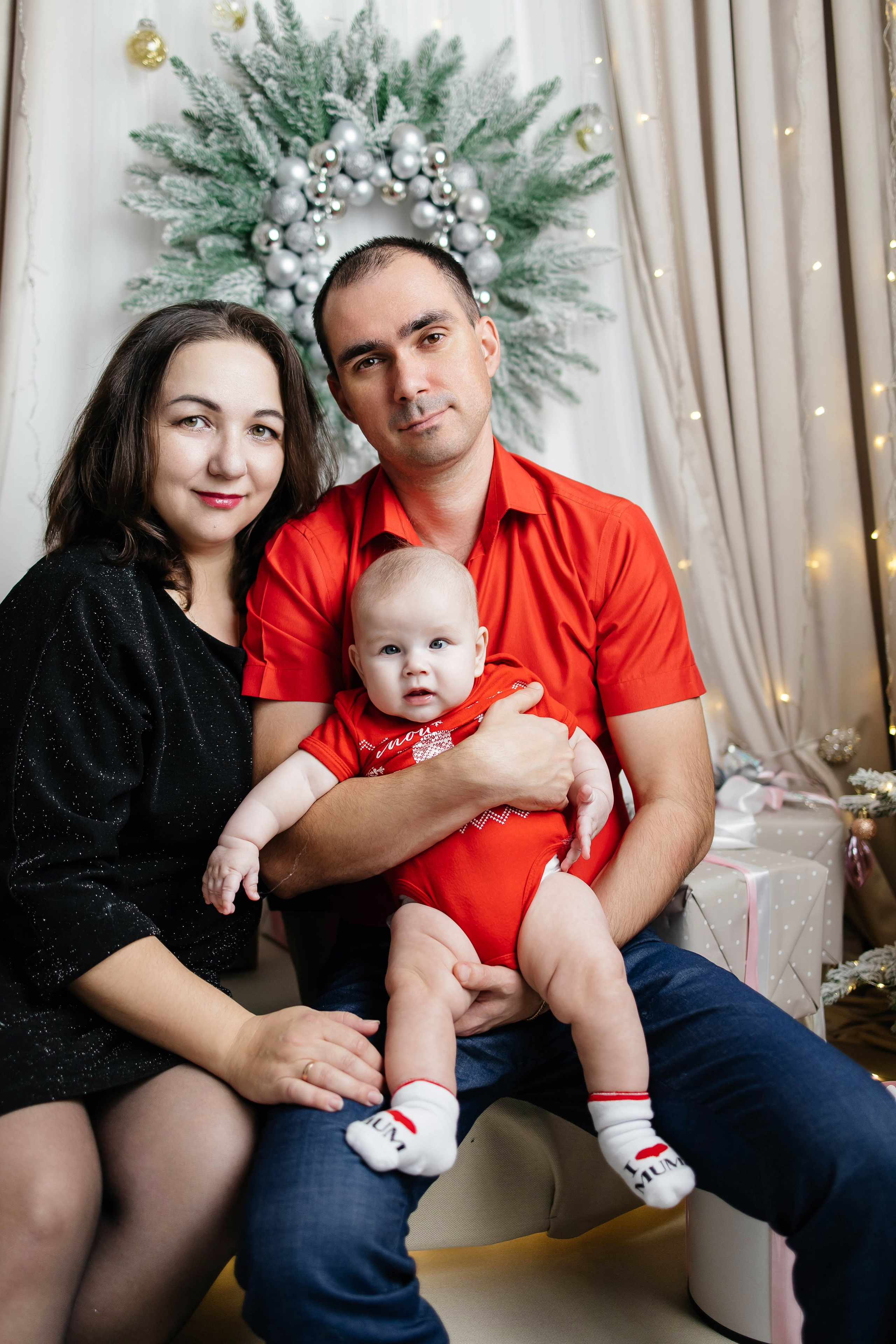 Семейная фотосессия Елена НГ 2026. Женский фотограф в Оренбурге Ирина Заводчикова