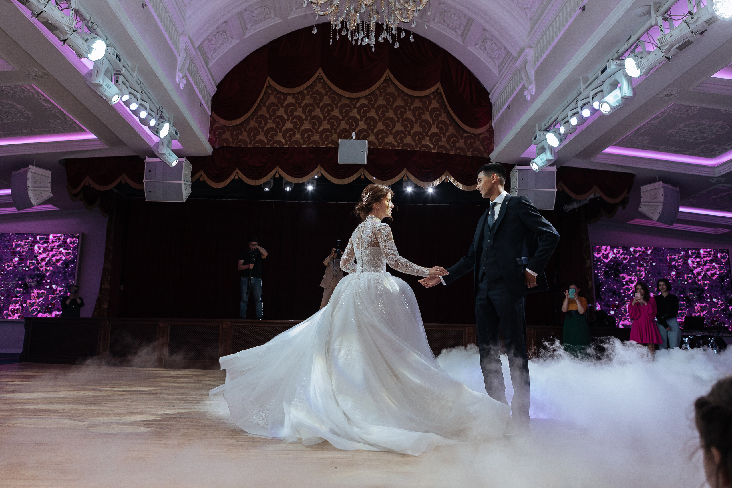 Банкет В «Триумф». Фотограф Нелля Кадикина