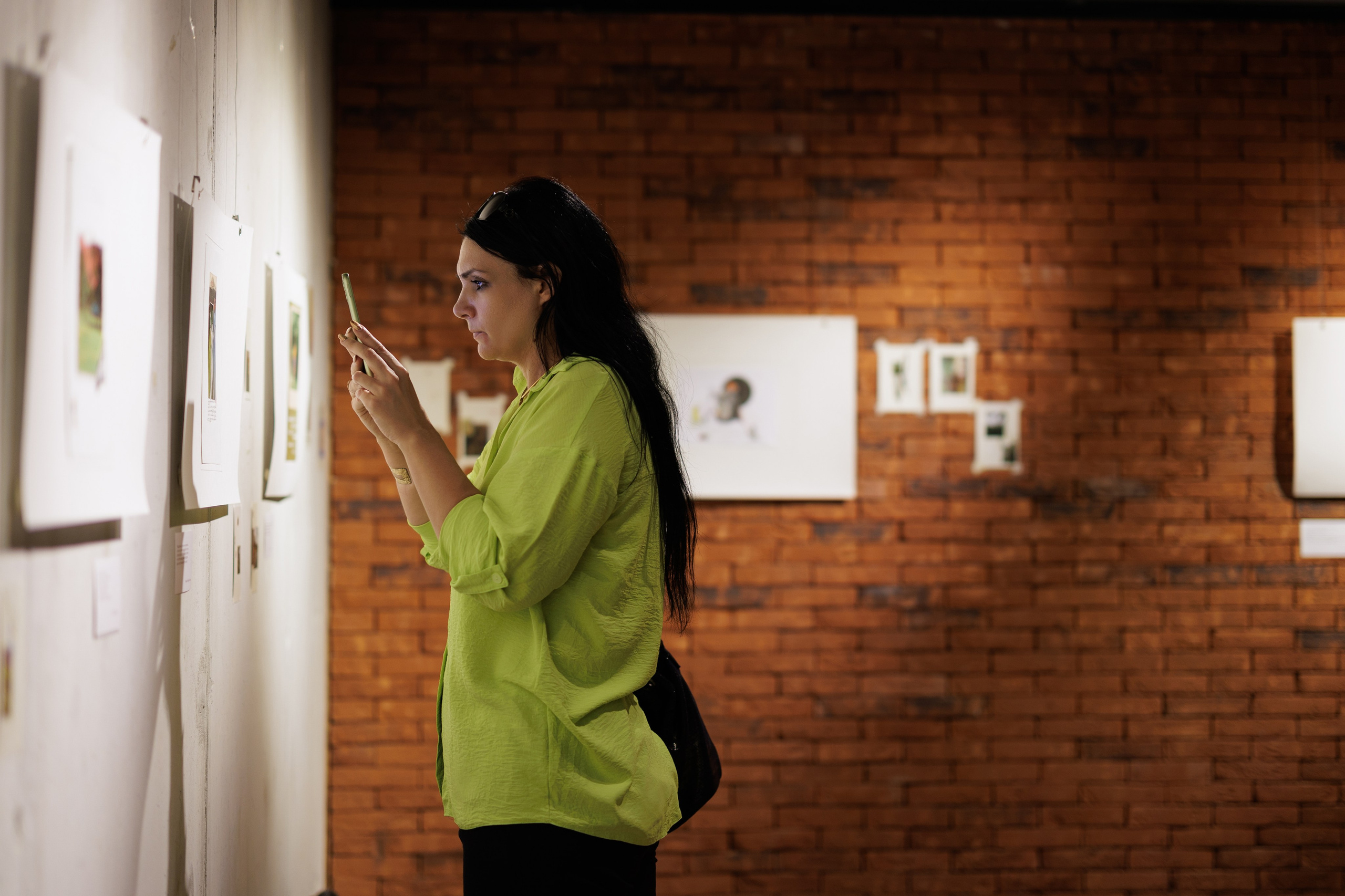 Открытие выставки художника Олега Даутова в Камерном театре. Фотограф в Воронеже Галина Фурсова
