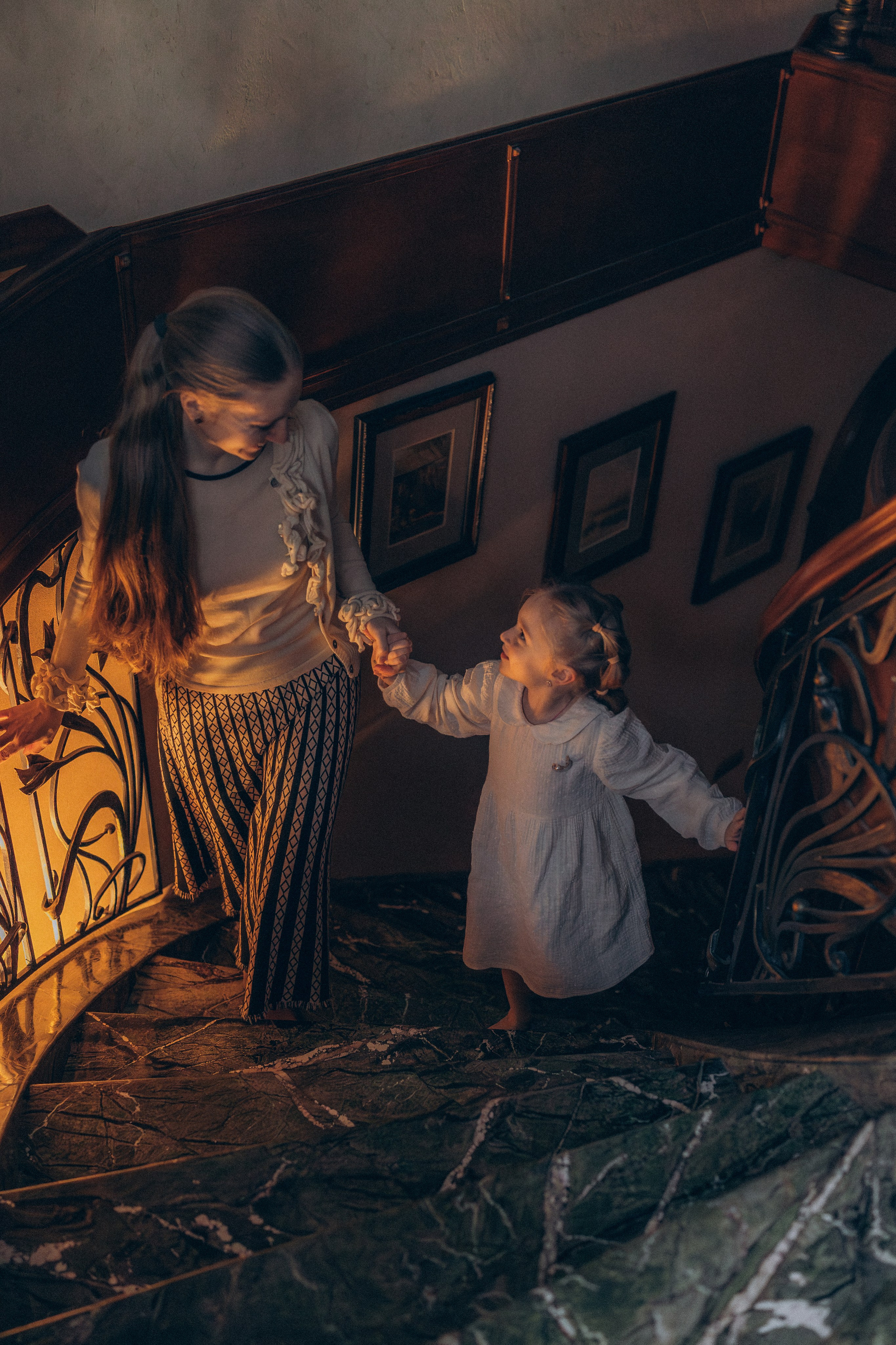 Семейные фотосессии (в студии, на улице или у вас дома). Фотограф Антонина Знак. Семейные фотосессии. Москва и МО