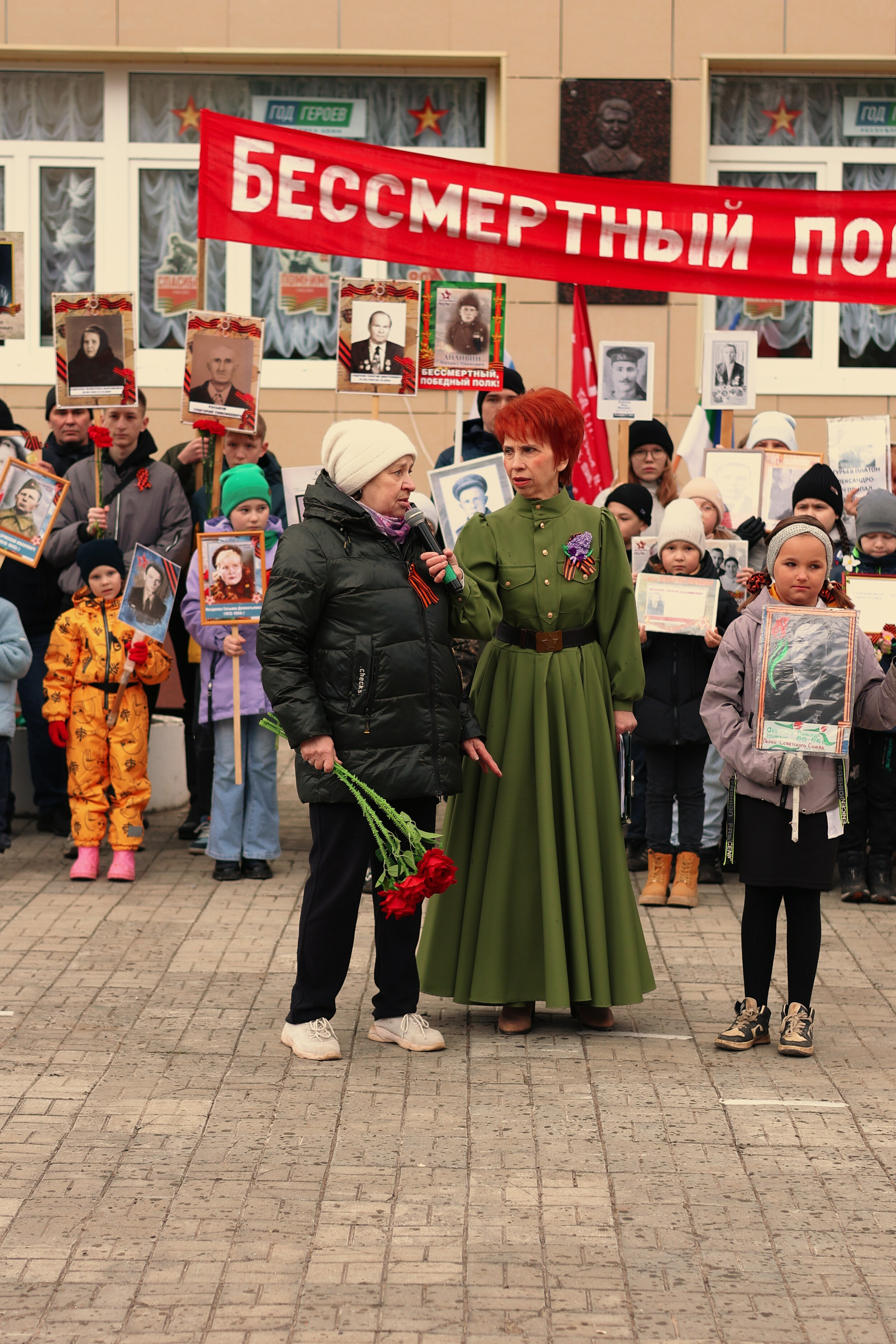 9 мая — «Родной дом». Фотограф в городе Киров Денис Вербин