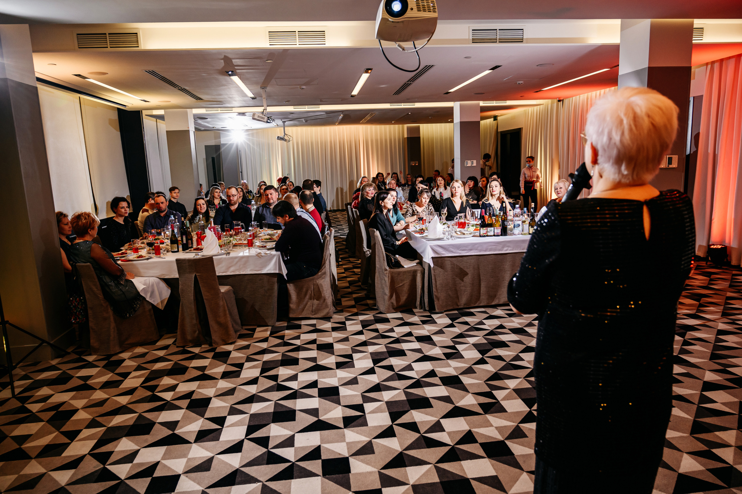 Корпоратив МебельГрад. Фотограф Владивосток. Игорь Кирсанов