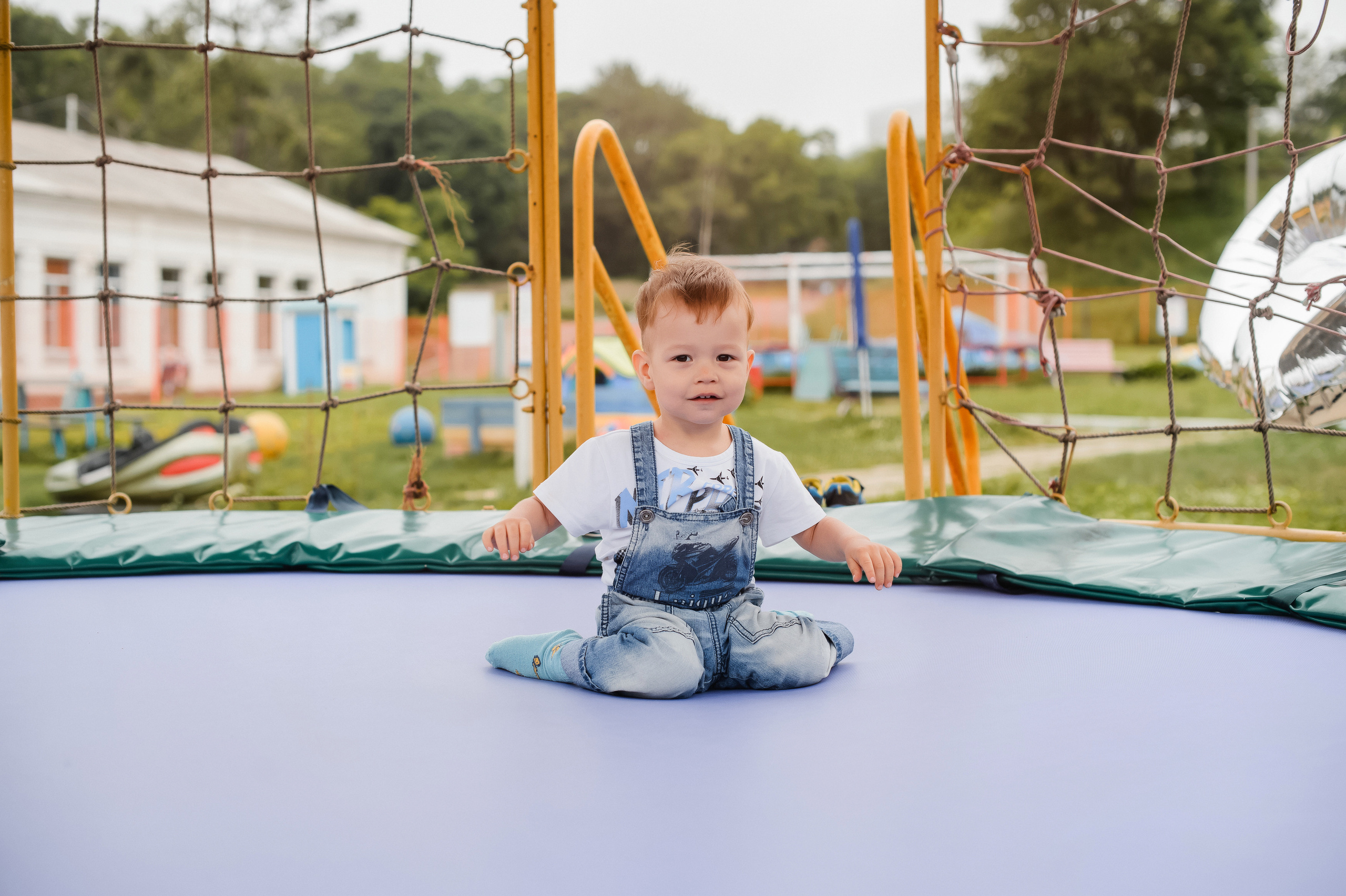 Прогулка с карапузом в парке минного городка. Фотограф Владивосток. Игорь Кирсанов