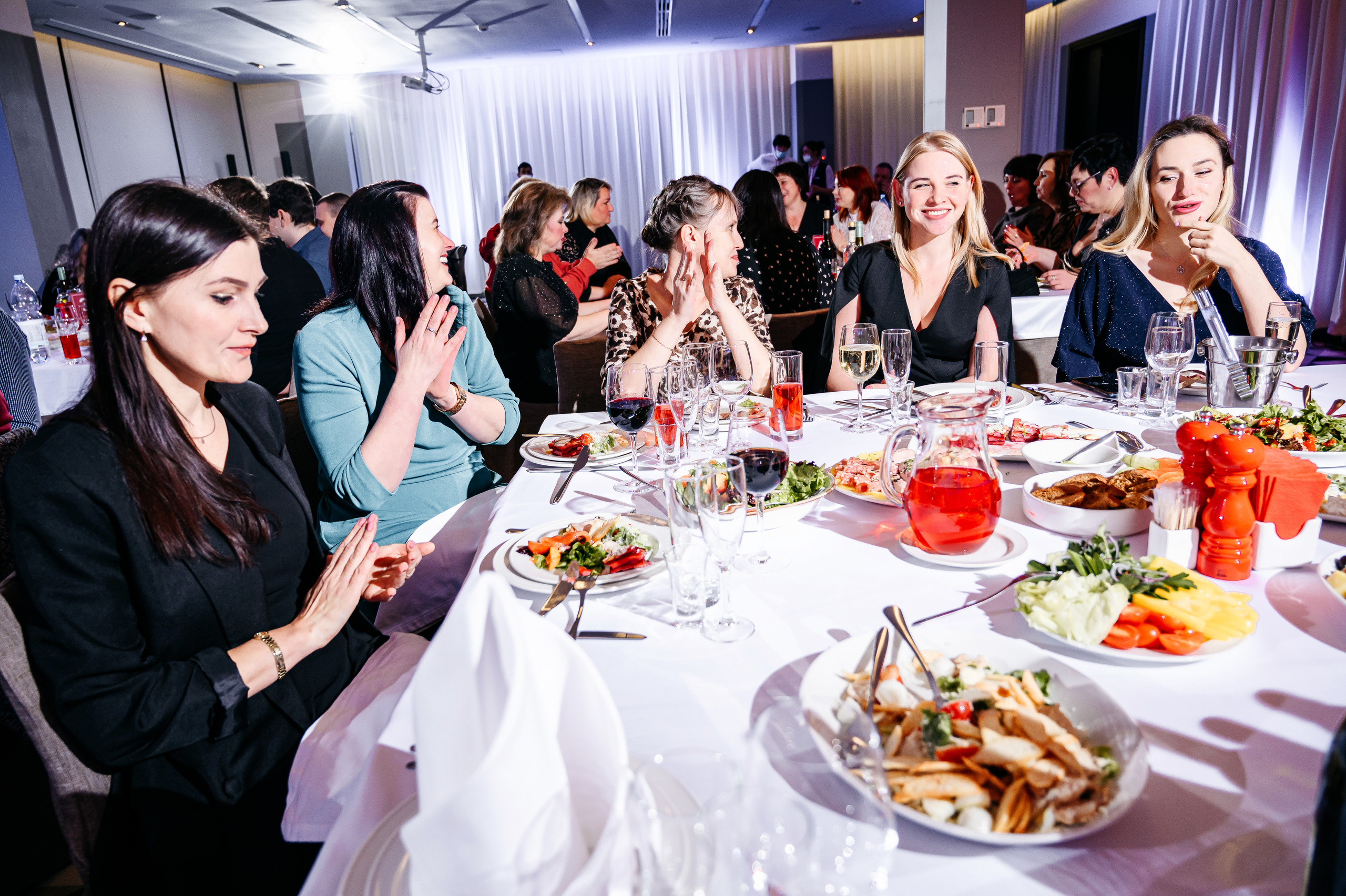 Корпоратив МебельГрад. Фотограф Владивосток. Игорь Кирсанов