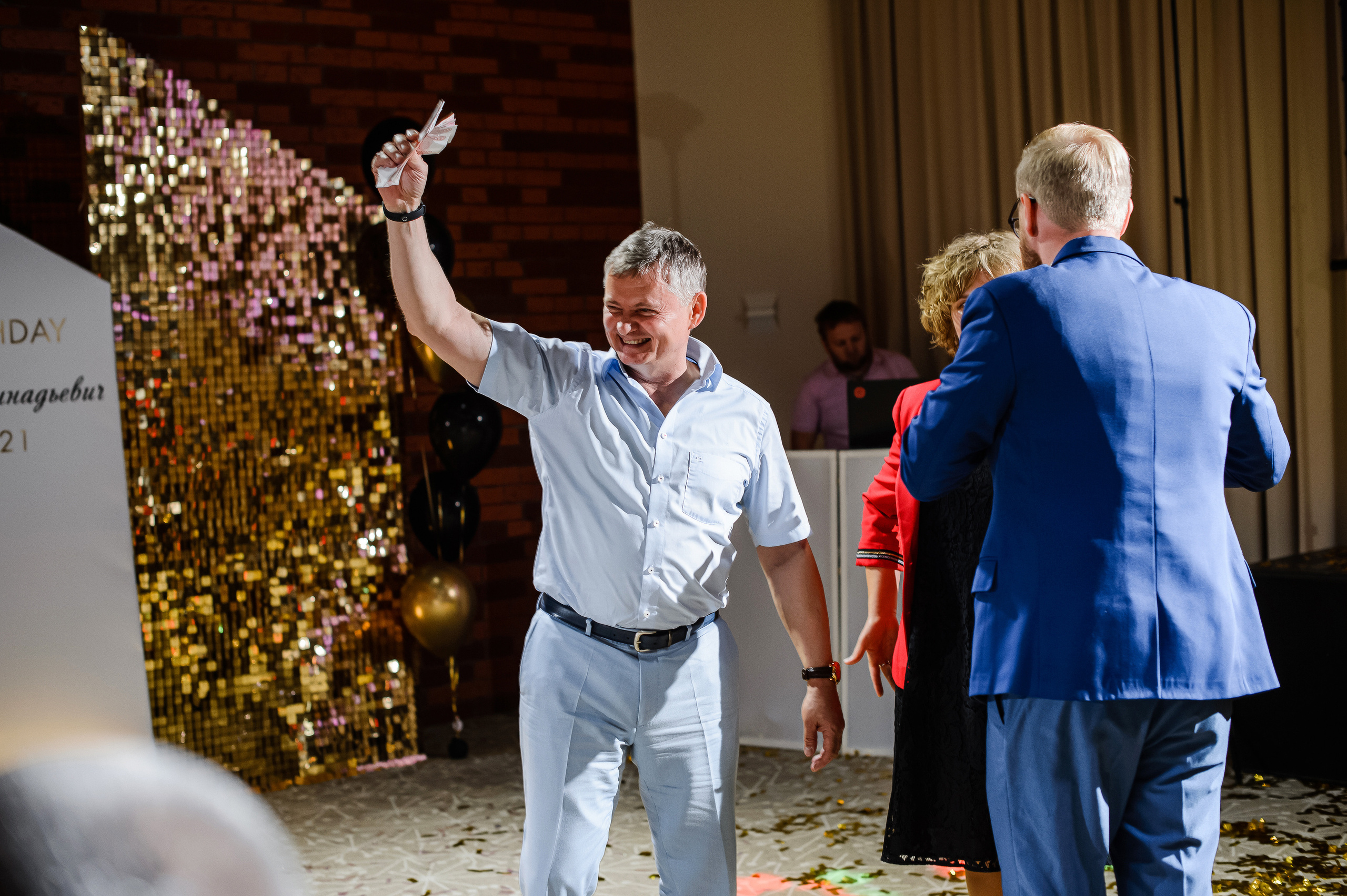 День Рождения главы семьи и директора компании. Фотограф Владивосток. Игорь Кирсанов