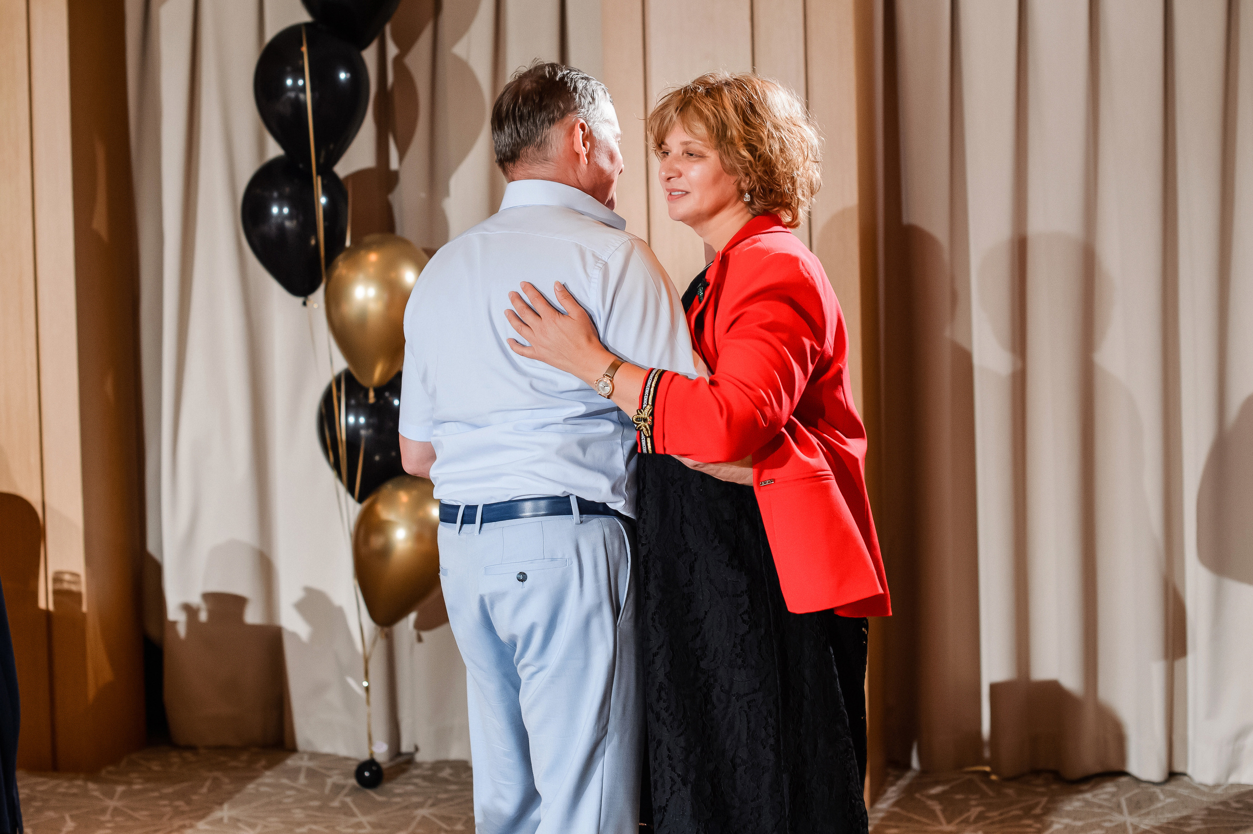 День Рождения главы семьи и директора компании. Фотограф Владивосток. Игорь Кирсанов