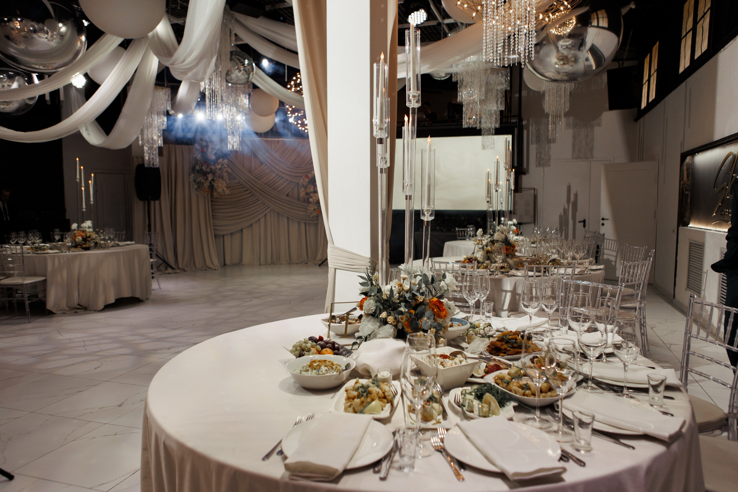 Свадьба Лиза и Лёша. Фотограф в городе Вологда. Анастасия Сторублинская