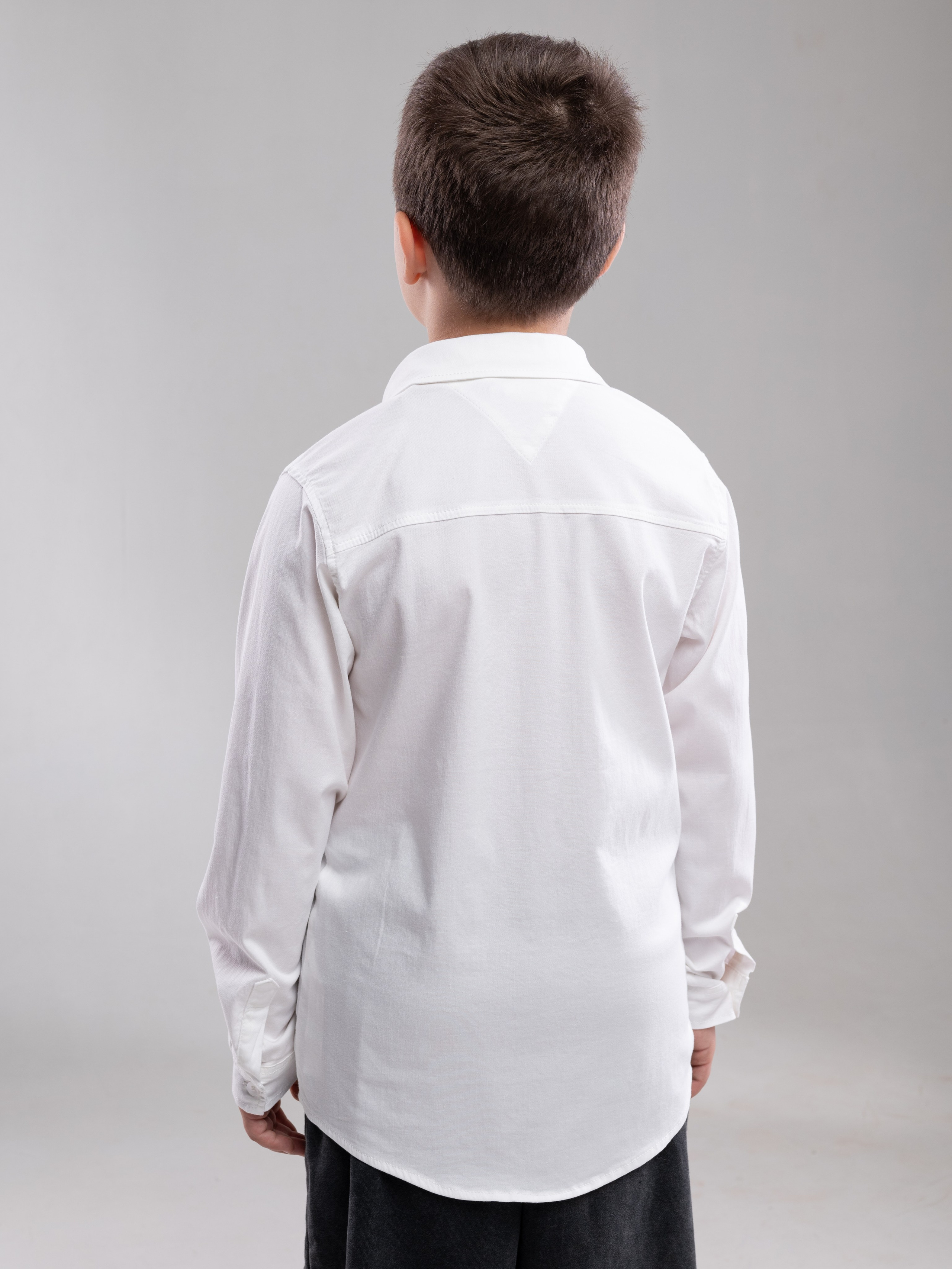 Рубашки на мальчиков. Предметный фотограф, фото для маркетплейсов Пятигорск, КМВ