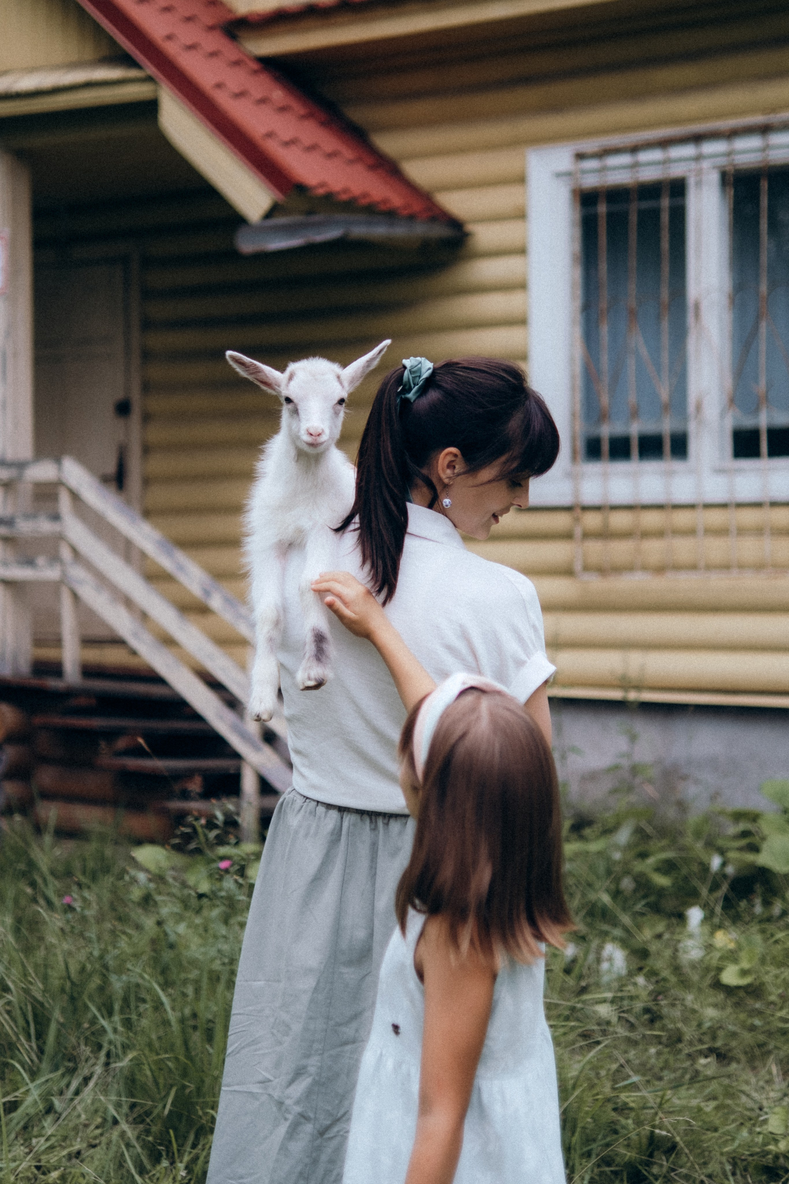 С козочками в Ульяновке. Фотограф в Санкт-Петербурге Кристина Брянская