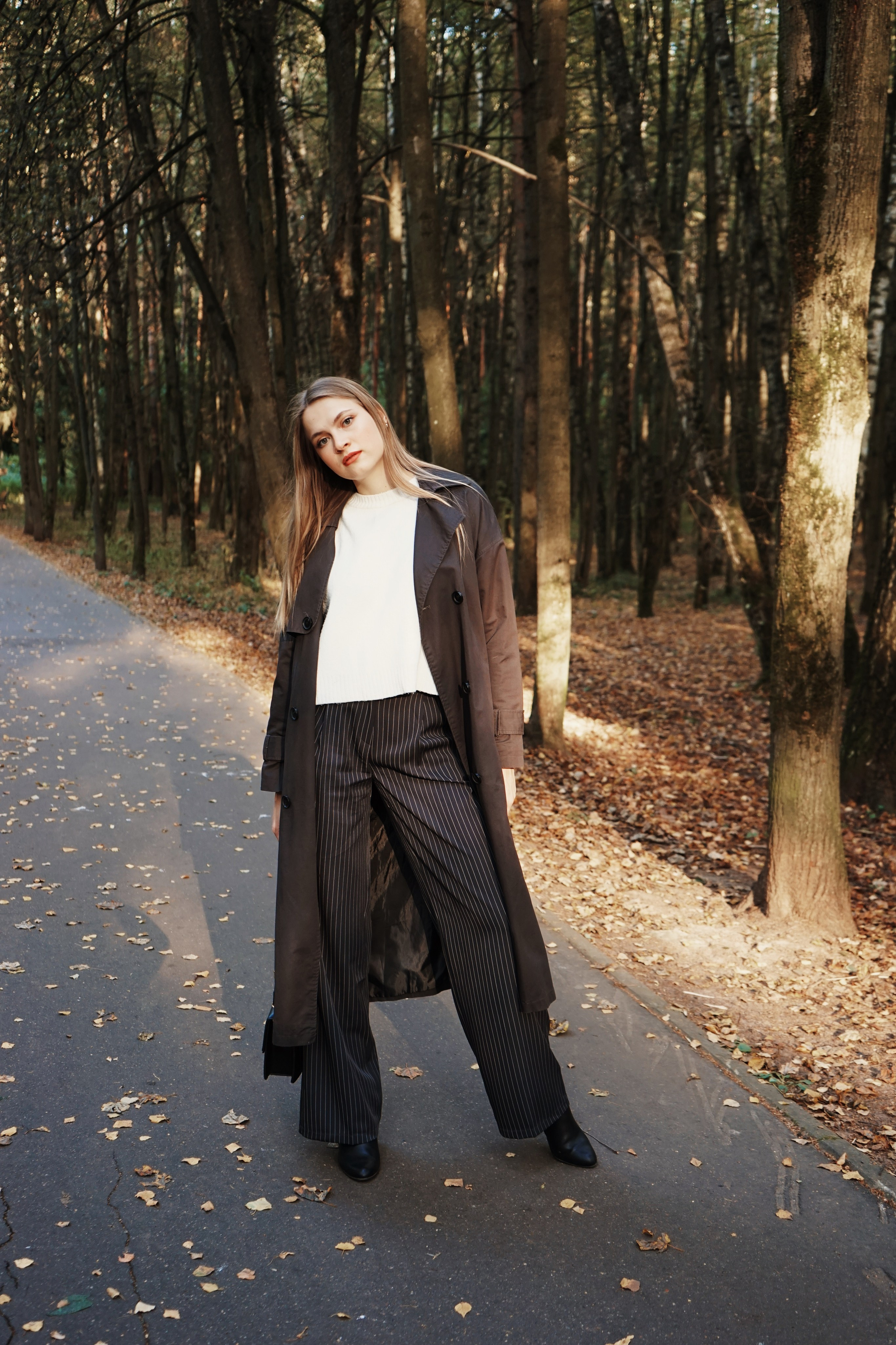 Анна, осенний парк. Женский фотограф в Москве Уварова Анастасия