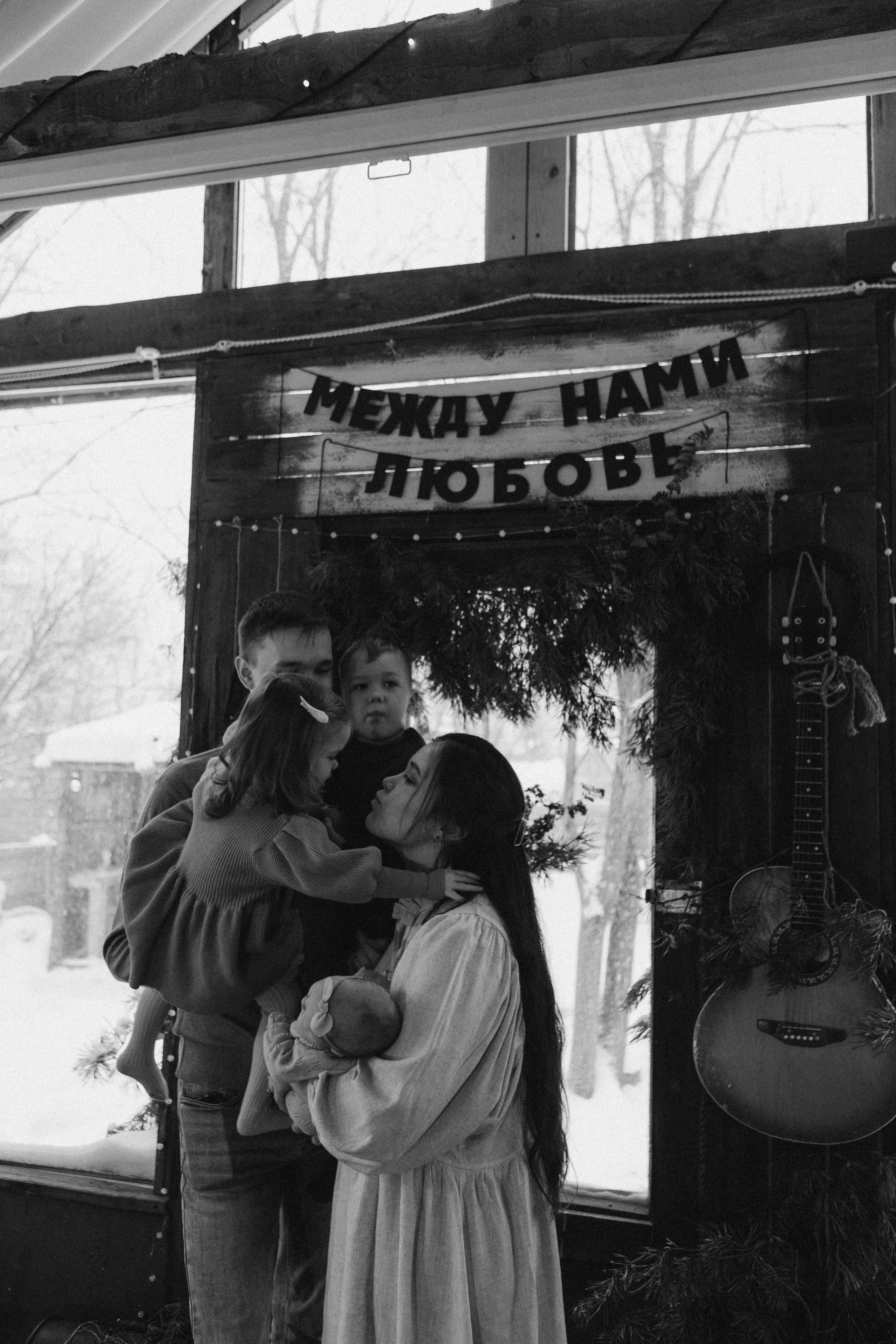 Леша, Ксюша, Мирон, Оливия и Тася