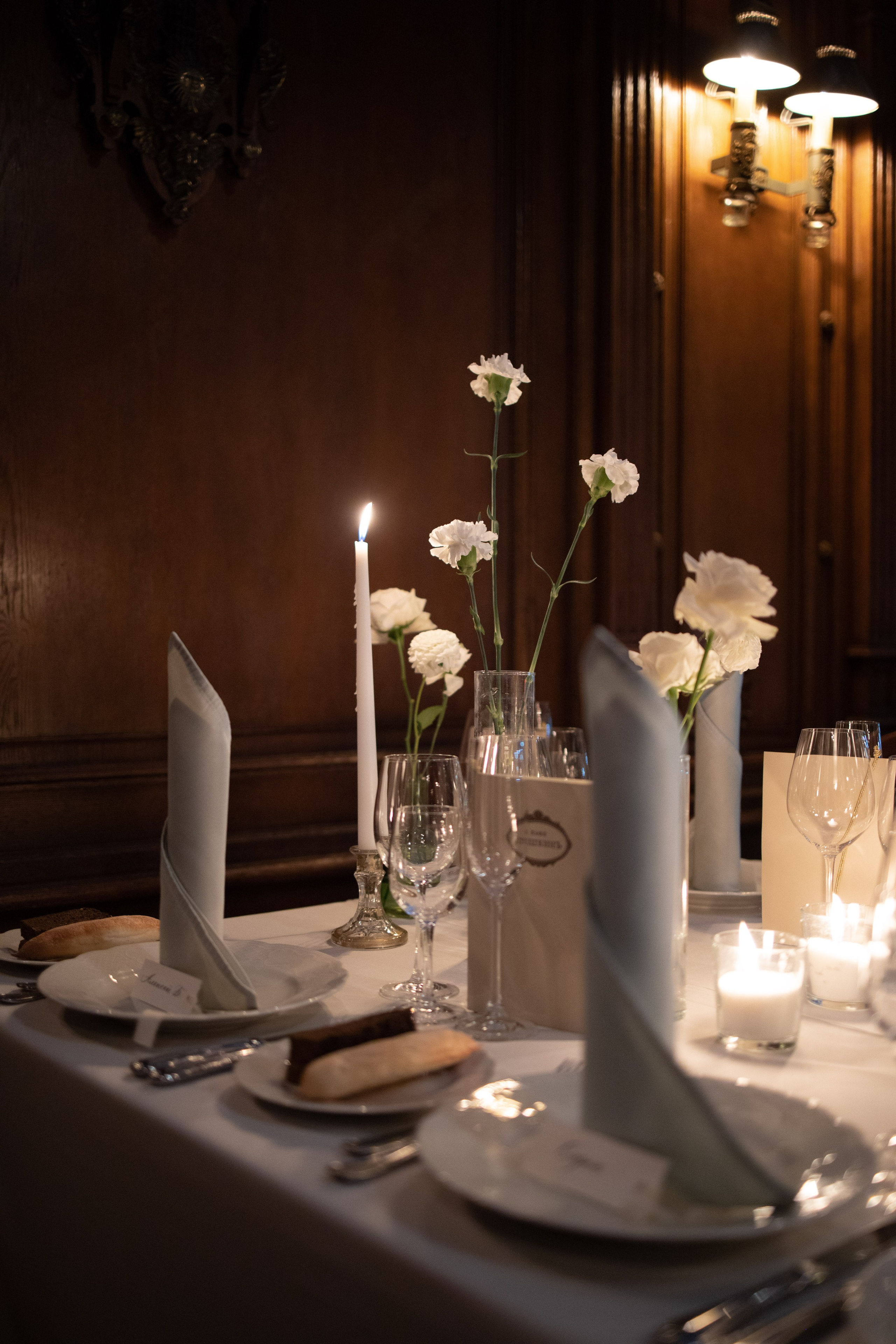 Лола & Иван. Ресторан «Пушкинъ». Оформление свадеб, декор свадеб Вера Маркова, Москва