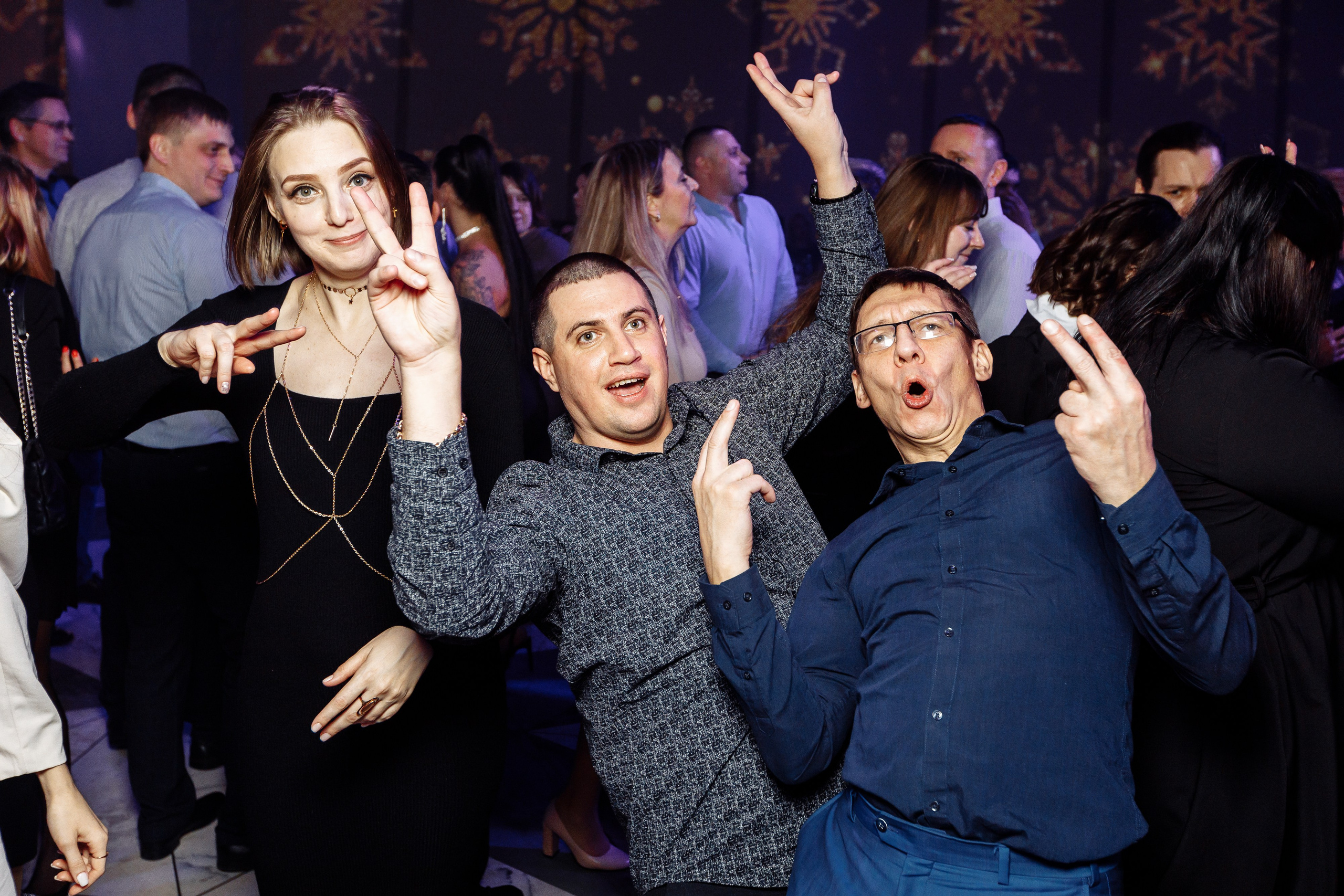 Корпоратив ПолСтраны. Свадебный и портретный фотограф в Королёве Сергей Чихарев