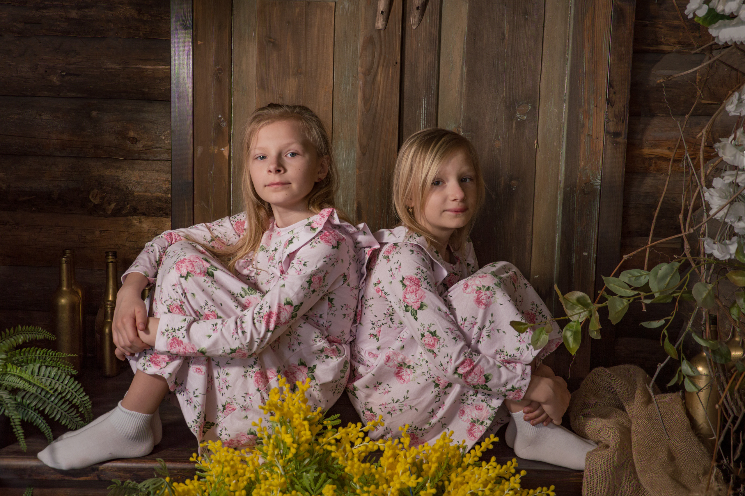 Пасха для сестричек