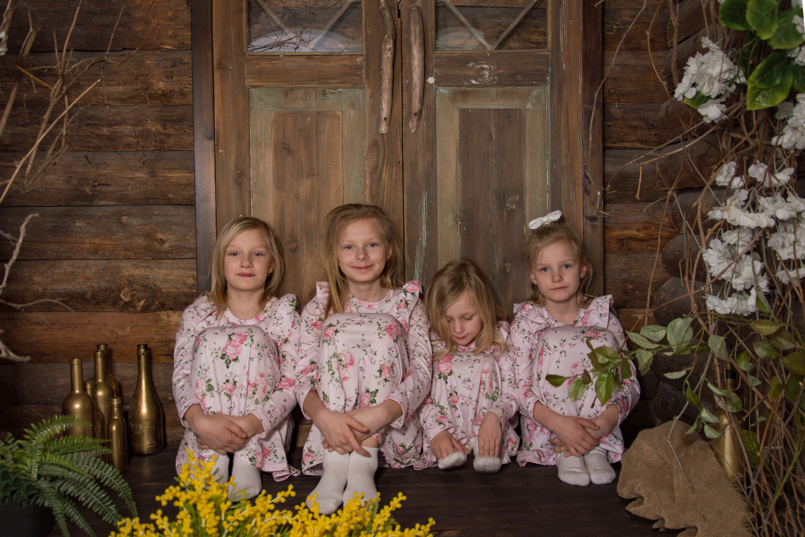 Пасха для сестричек