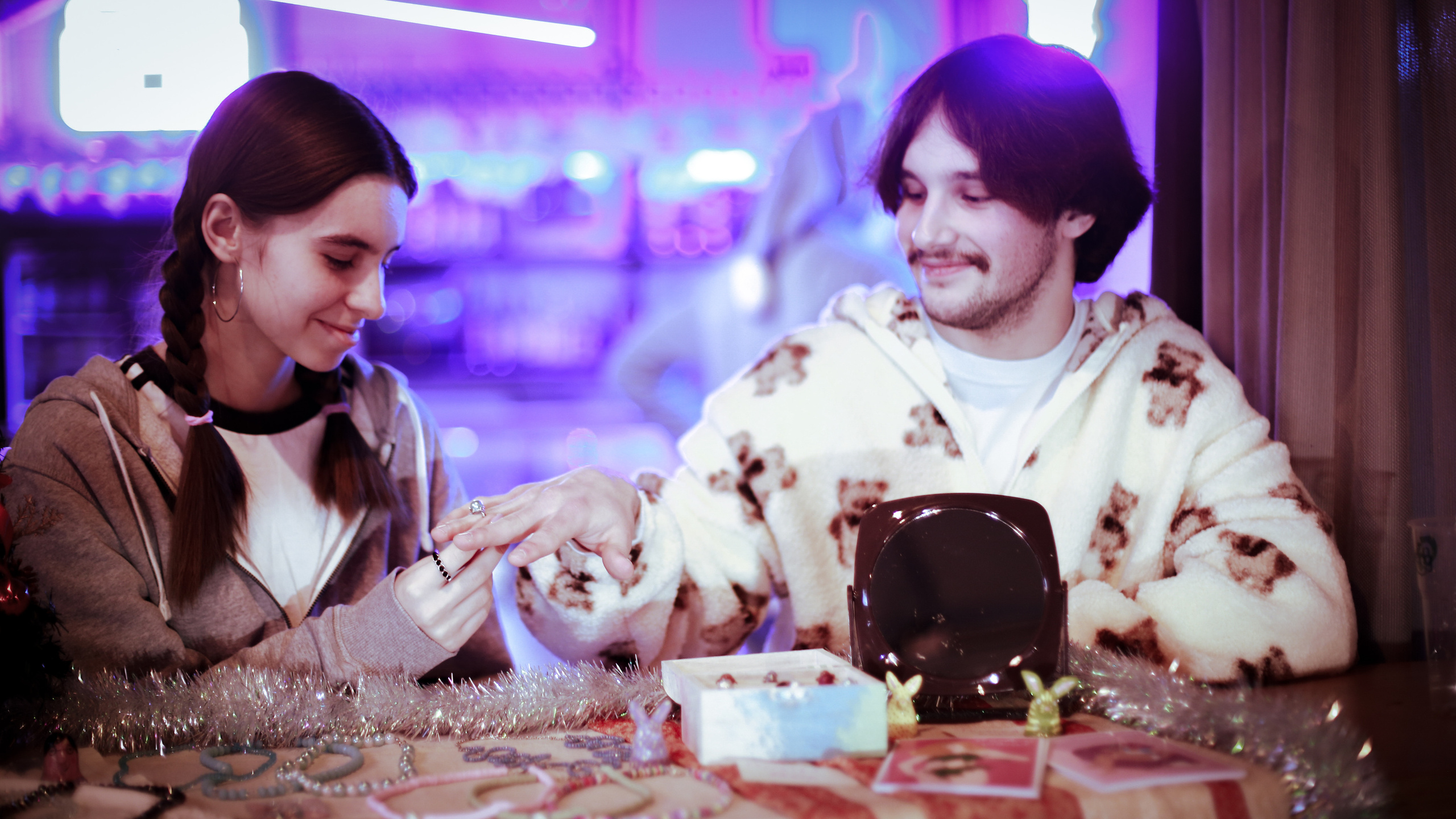 ULOVE. Больше не греет