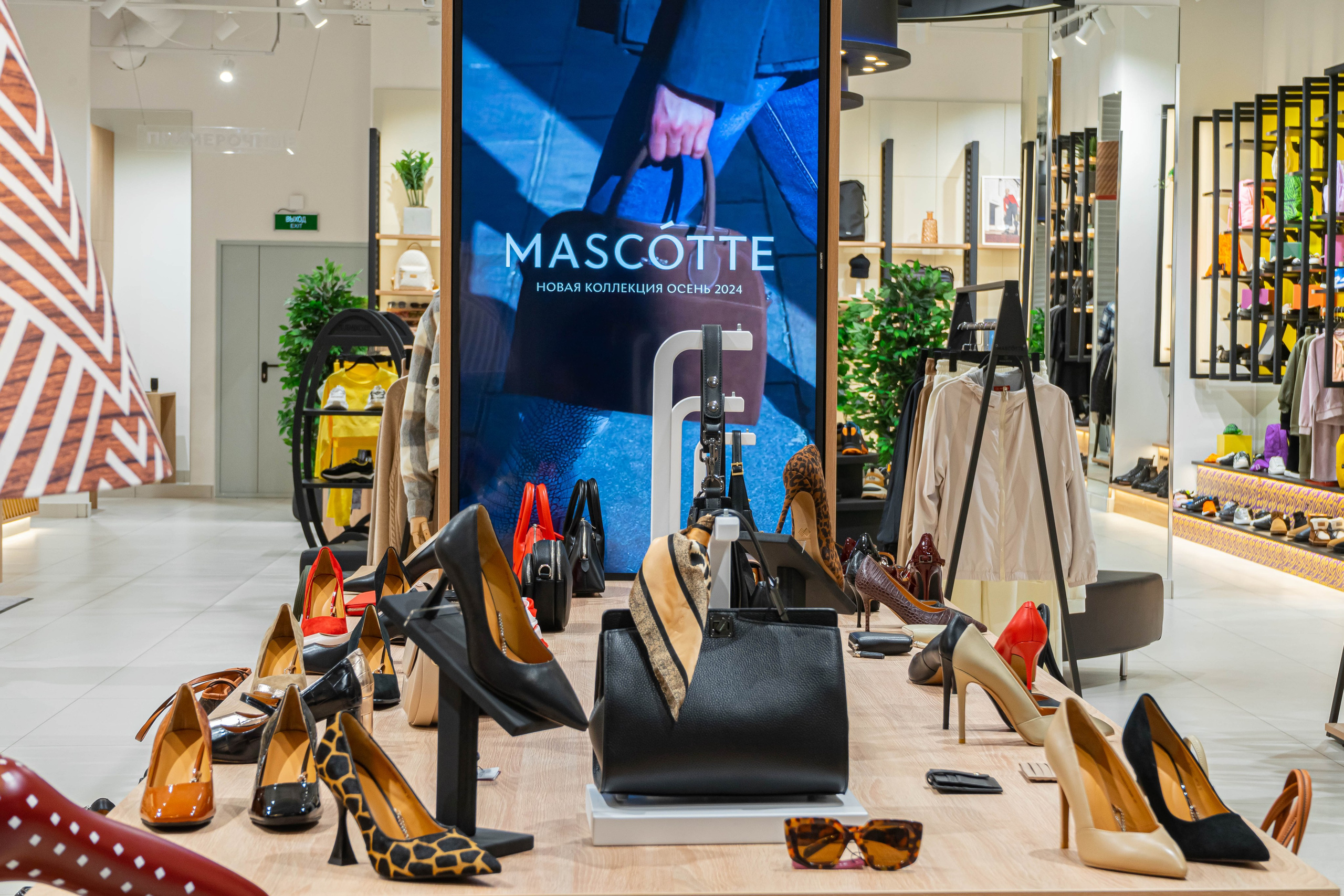 Фотосъемка для магазинов и шоурумов в Крыму и Краснодаре