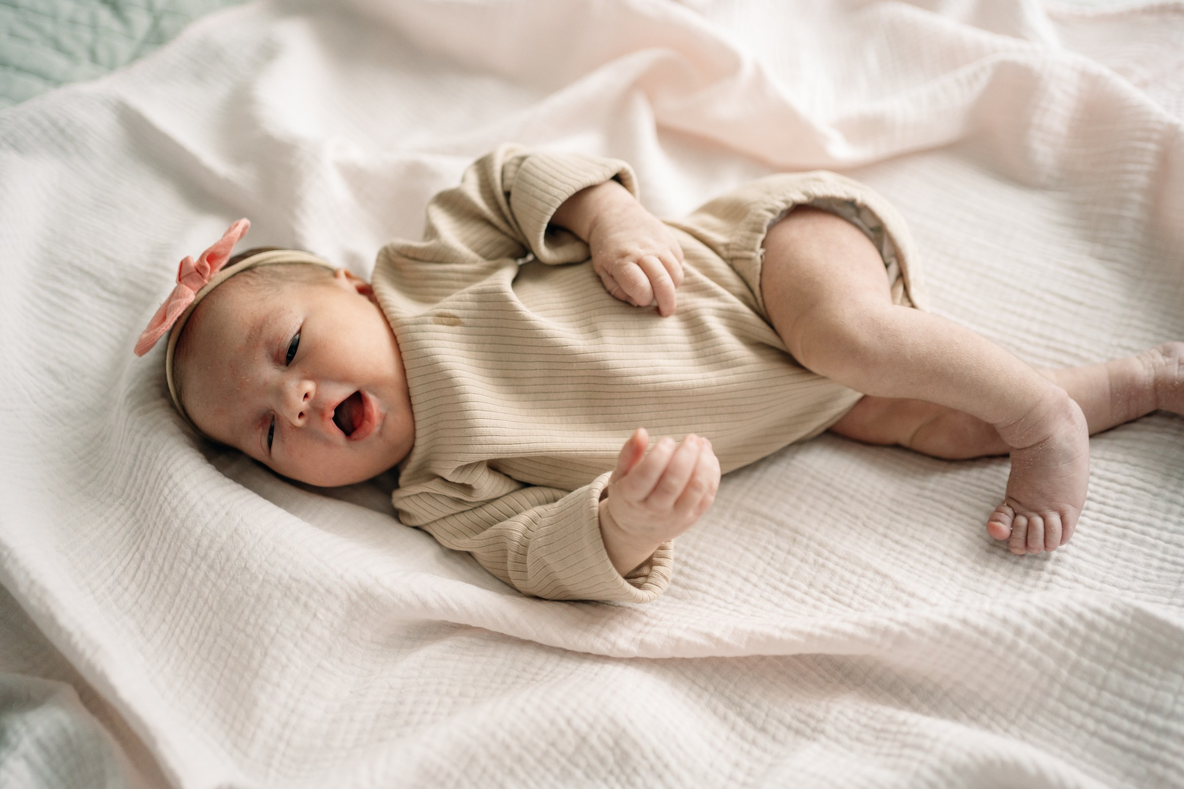 Арине 10 дней семейная съемка. Семейный видеограф и фотограф Соснина Марина