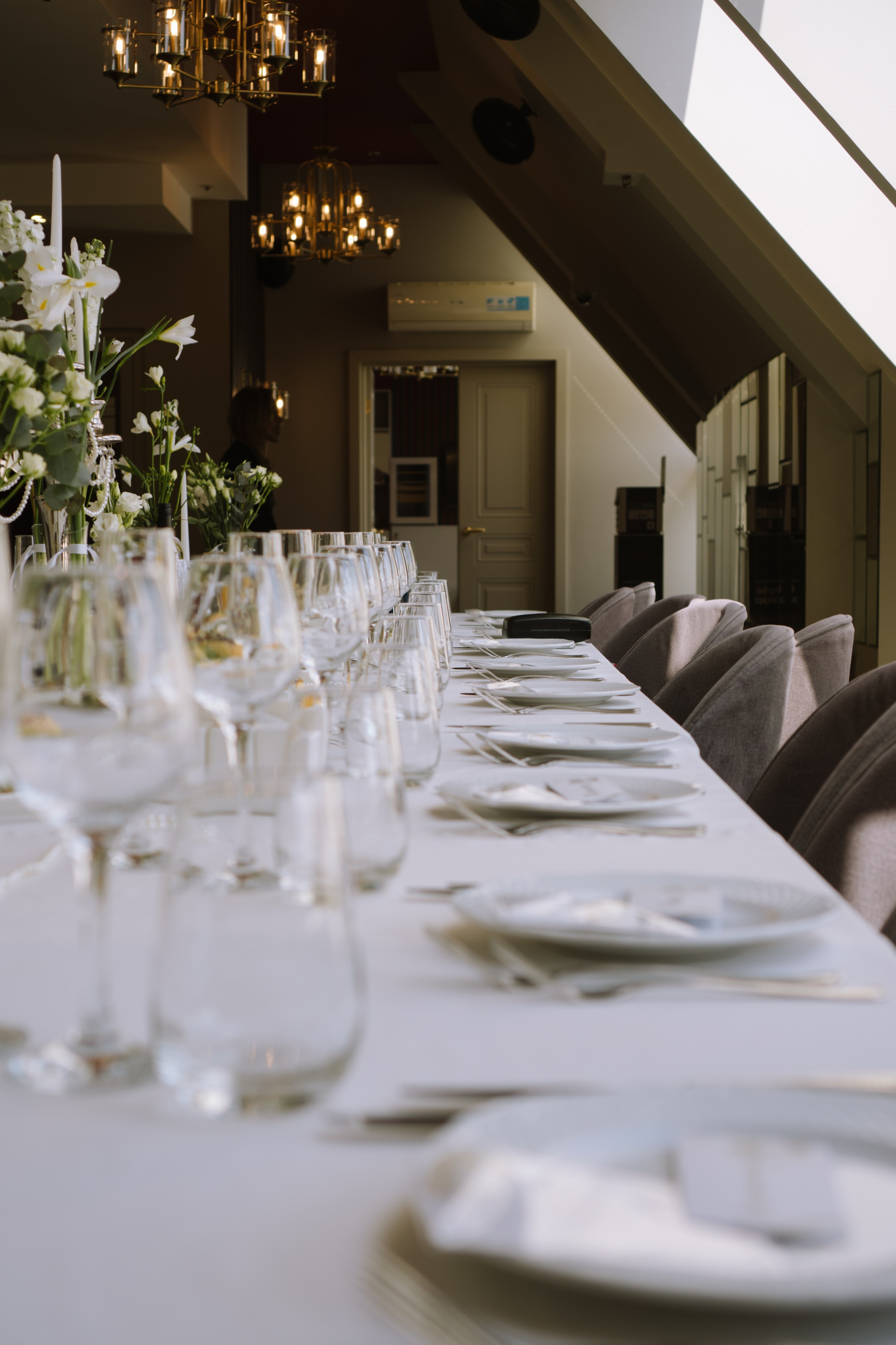 СВАДЕБНЫЙ БАНКЕТ НА ВЛАДИМИРСКОЙ В САНКТ-ПЕТЕРБУРГЕ (КАМЕРНАЯ СВАДЬБА). Профессиональный фотограф, Санкт-Петербург — Виктория Богомолова