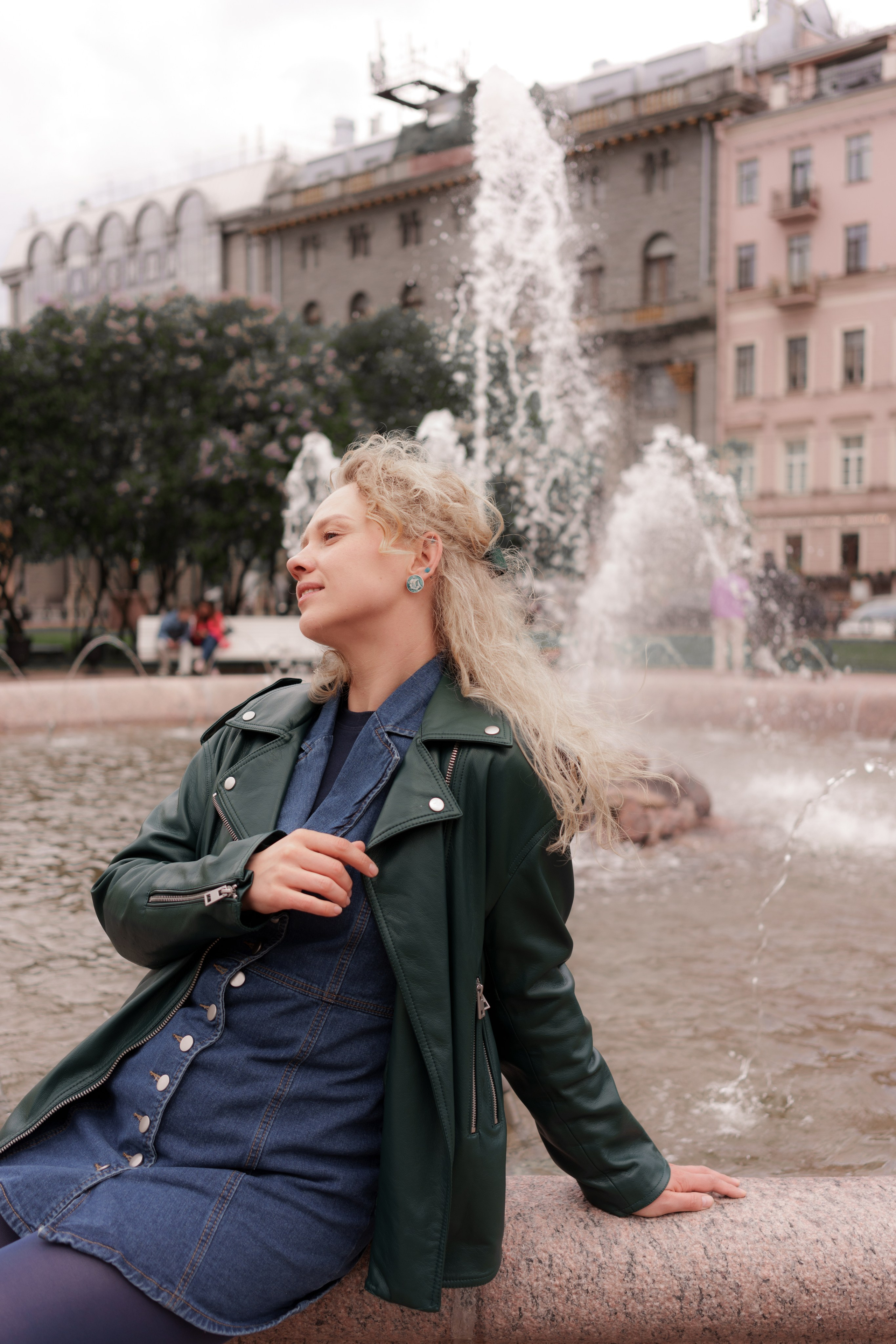 Фотосессия в проходных дворах и неклассическом центре СПб | Лена Голубева