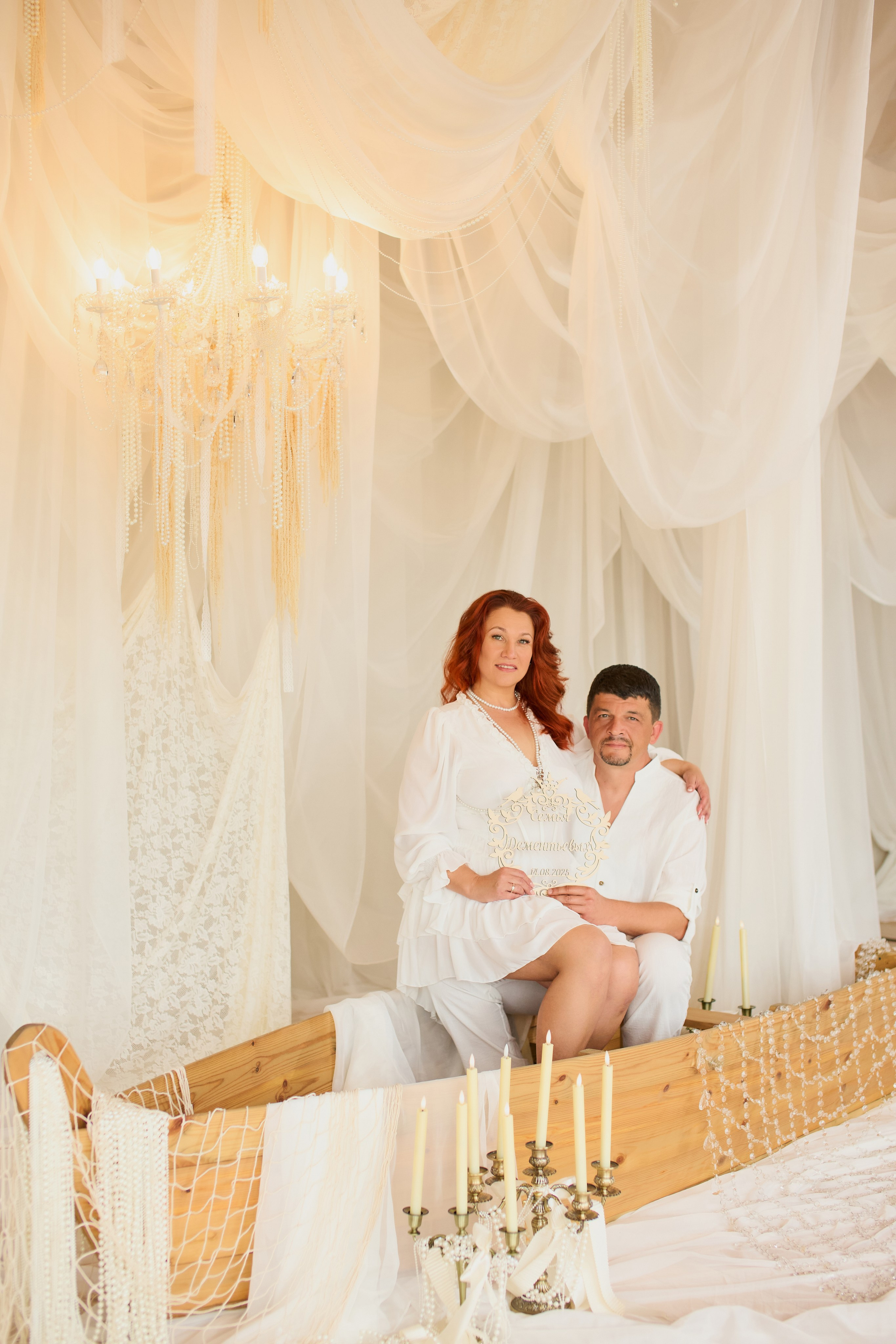 Свадебная фотосессия в фотостудии. Репортажный и женский фотограф в Новосибирске