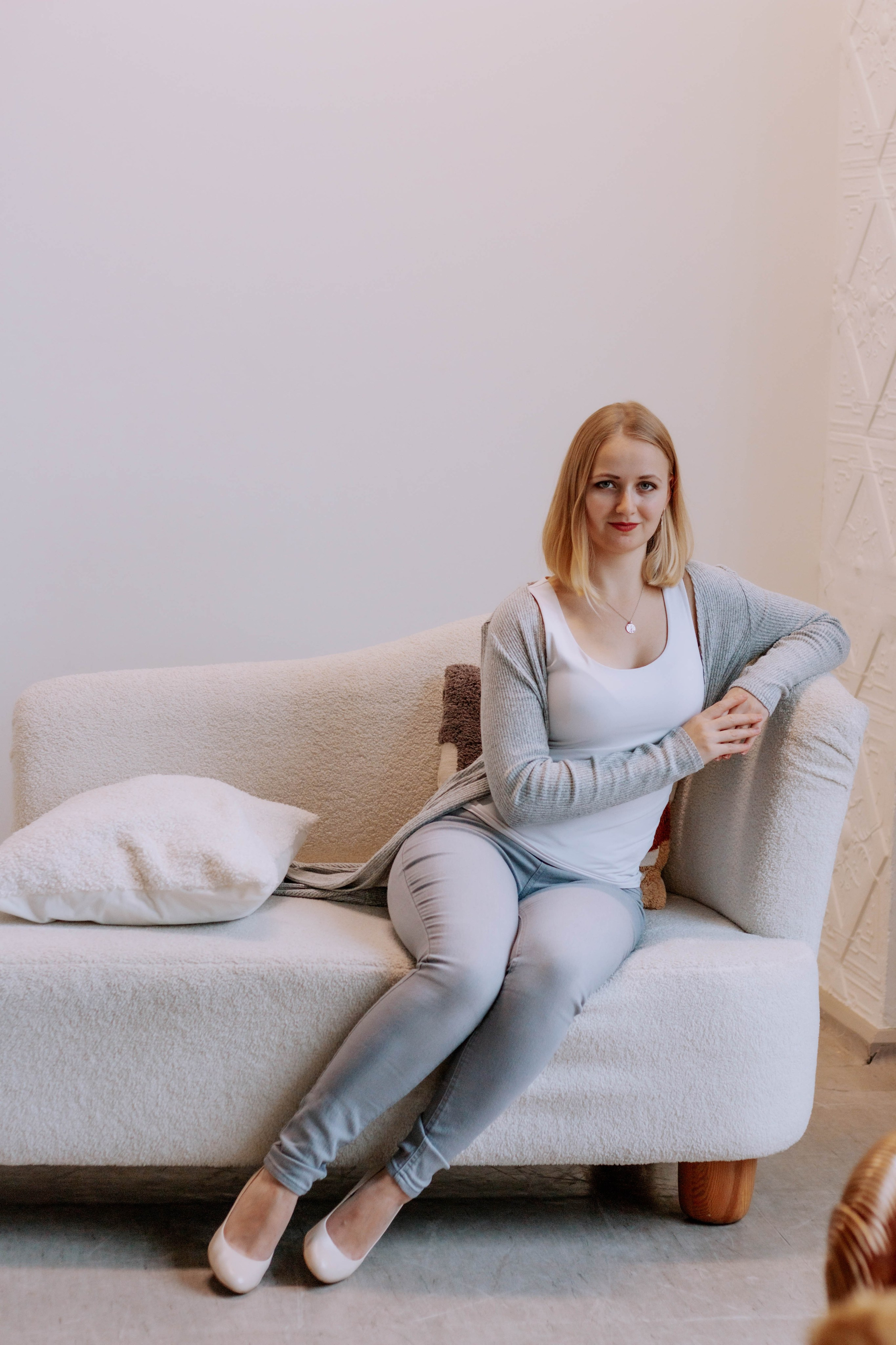 Алиса — Ароматерапевт. Бережно сохраняю ваши чувства и истории на своих фотографиях