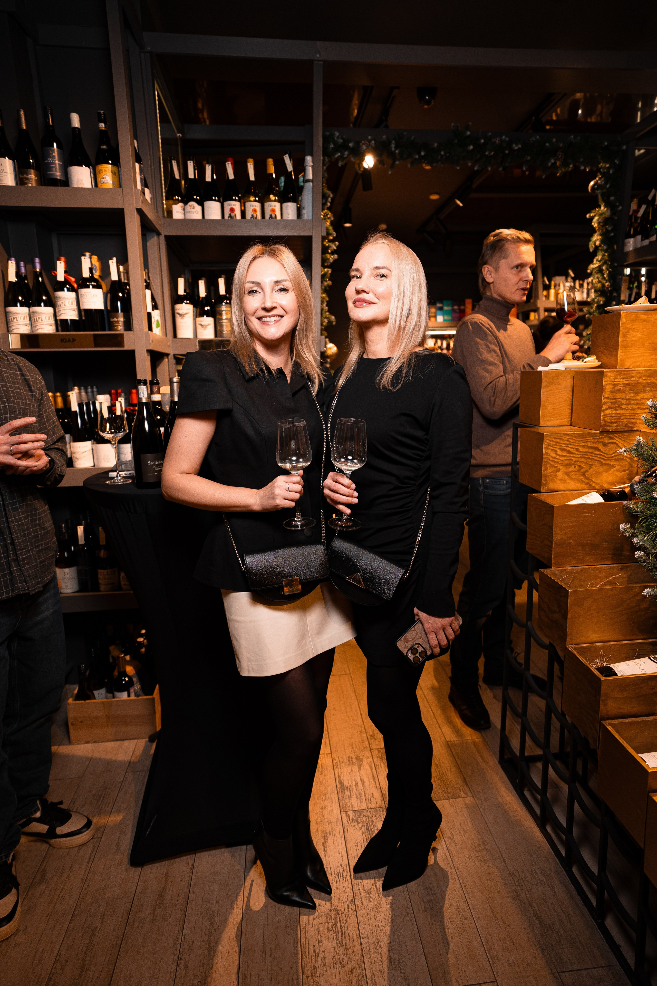 ЭНОТЕКА — 13 ЛЕТ. СВОИ. ФОТООТЧЕТЫ-СОБЫТИЯ-МЕСТА